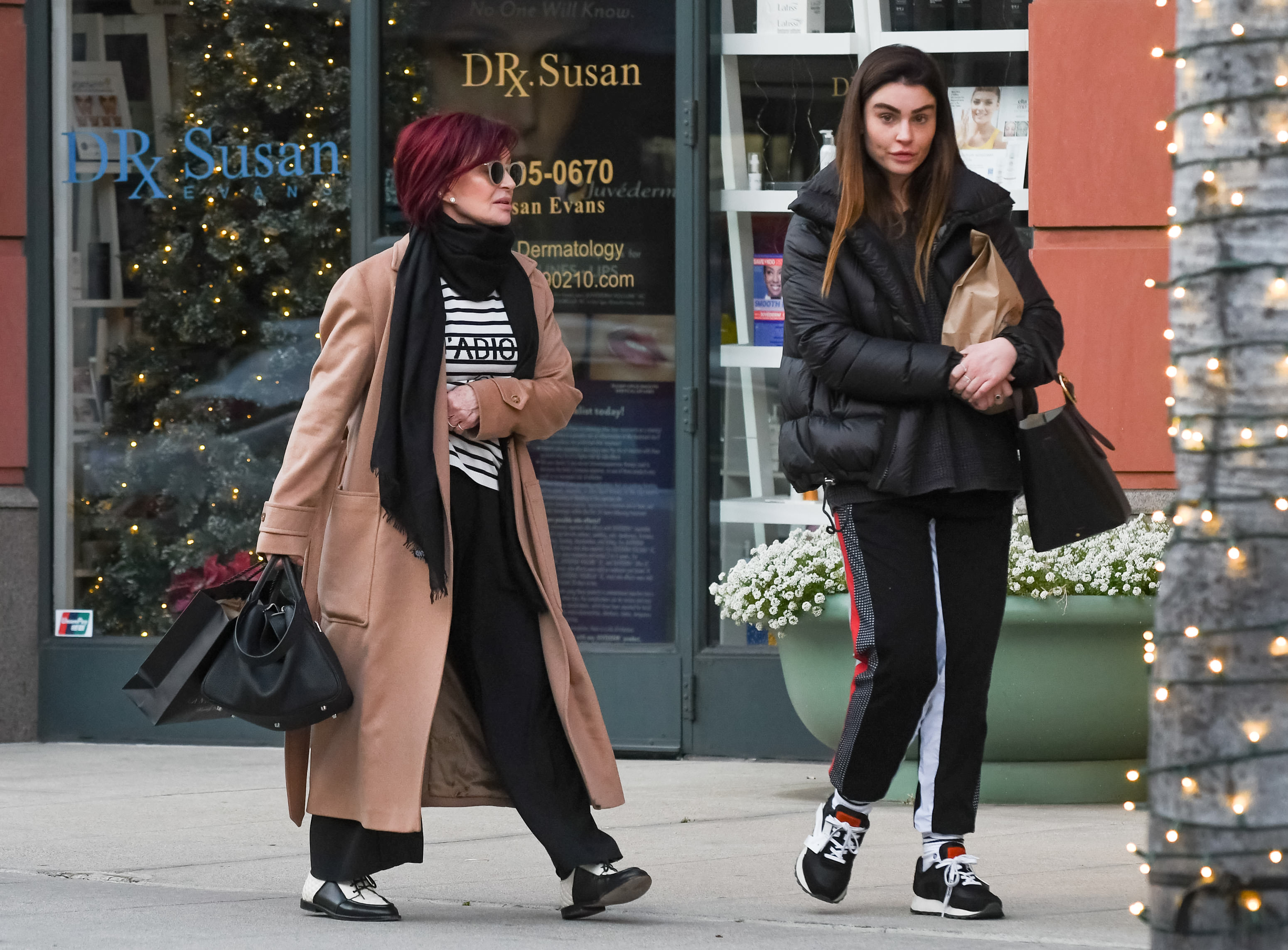 Sharon Osbourne and her daughter, Aimee are seen on January 8, 2020, in Los Angeles, California | Source: Getty Images