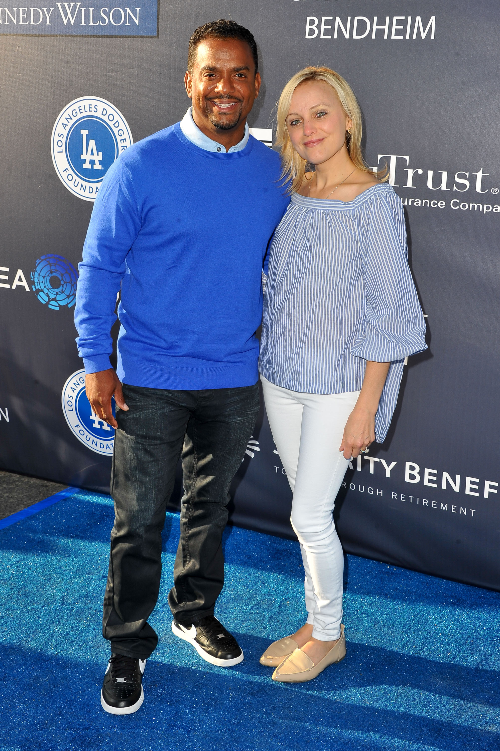 Alfonso Ribeiro and Angela Unkrich attend Los Angeles Dodgers Foundation's 3rd Annual Blue Diamond Gala on June 8, 2017 | Source: Getty Images