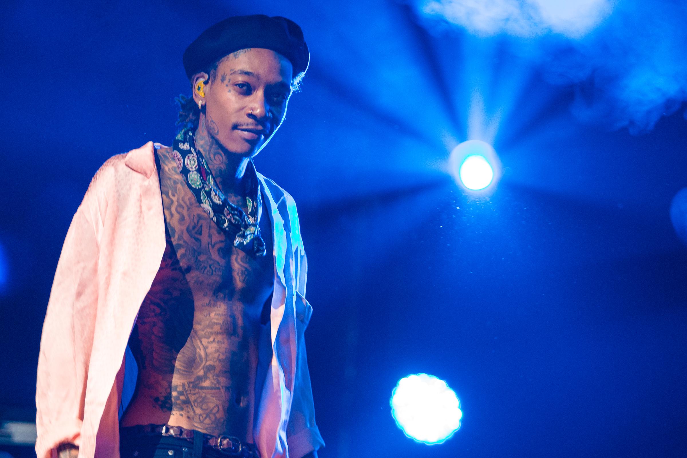 Wiz Khalifa performs on stage on January 31, 2016, in São Paulo, Brazil. | Source: Getty Images