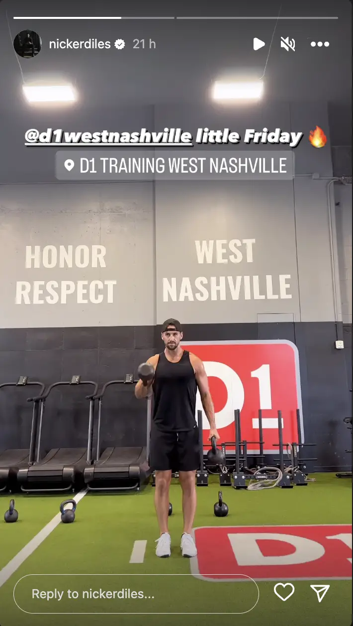 Nic Kerdiles training at the gym, dated September 22, 2023 on Instagram Stories