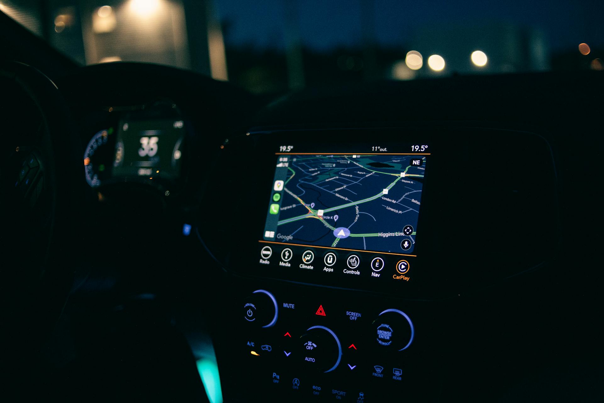 Car GPS | Source: Pexels