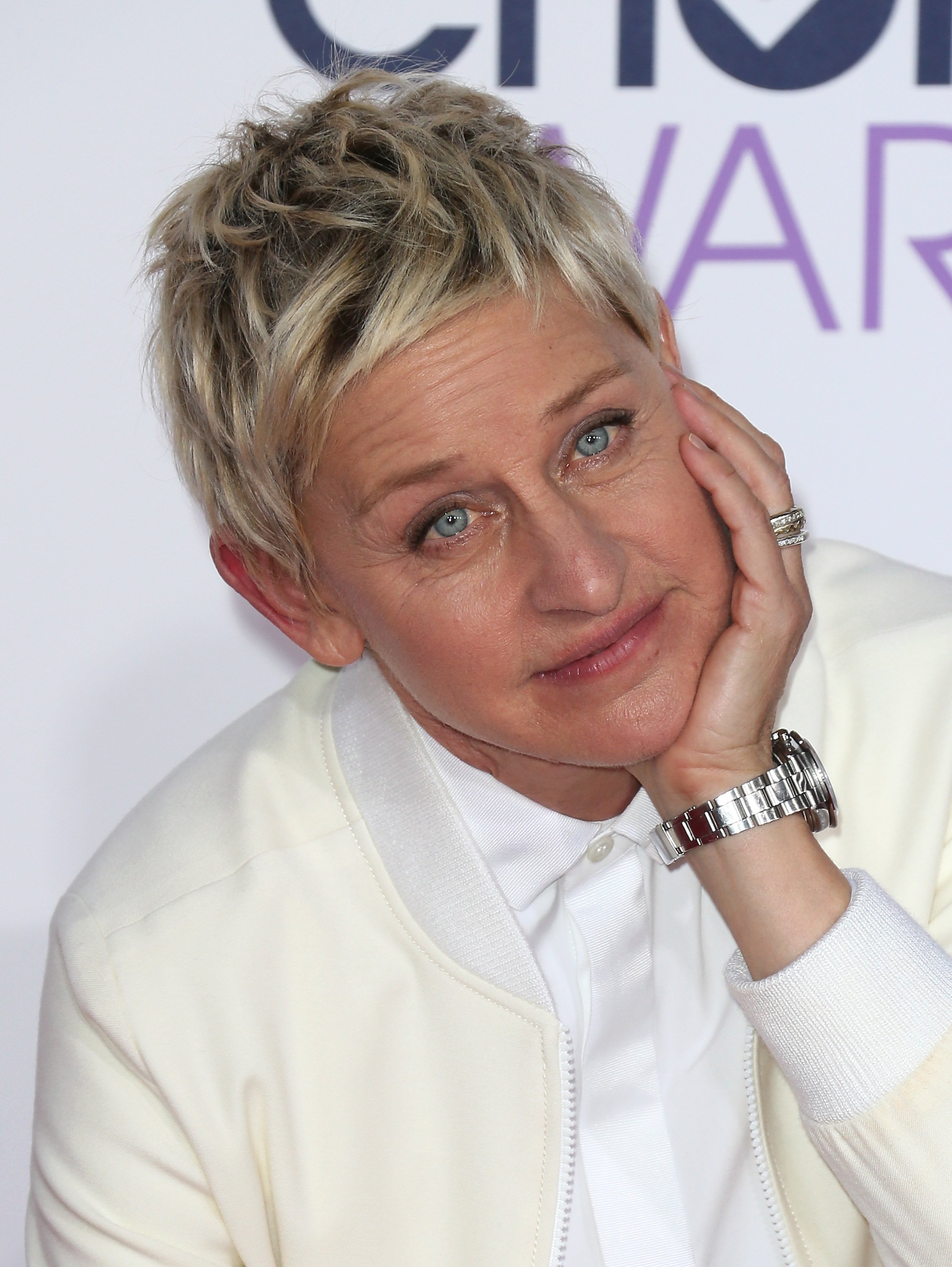 Ellen DeGeneres attends the 2015 People's Choice Awards at the Nokia Theatre L.A. Live on January 7, 2015, in Los Angeles, California. I Source: Getty Images