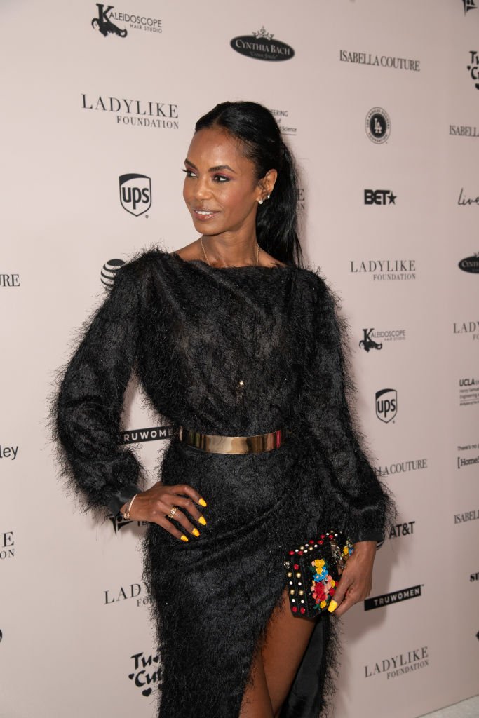 Kim Porter attends the Ladylike Foundation's 2018 Annual Women Of Excellence Scholarship Luncheon at The Beverly Hilton Hotel | Photo: Getty Images