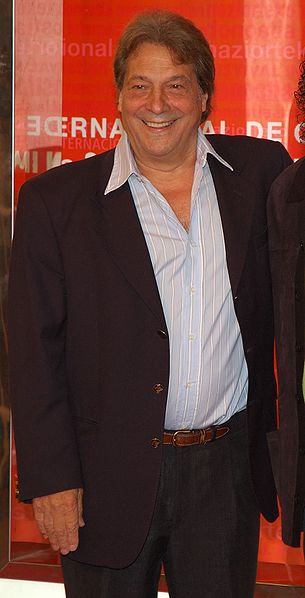 El actor español Sancho Gracia en el Festival Internacional de Cine de San Sebastián 2006. | Foto: Wikimedia Commons El actor español Sancho Gracia en el Festival Internacional de Cine de San Sebastián 2006. | Foto: Wikimedia Commons