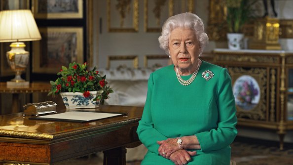 Queen Elizabeth II at Windsor Castle on April 5, 2020. | Photo: Getty Images