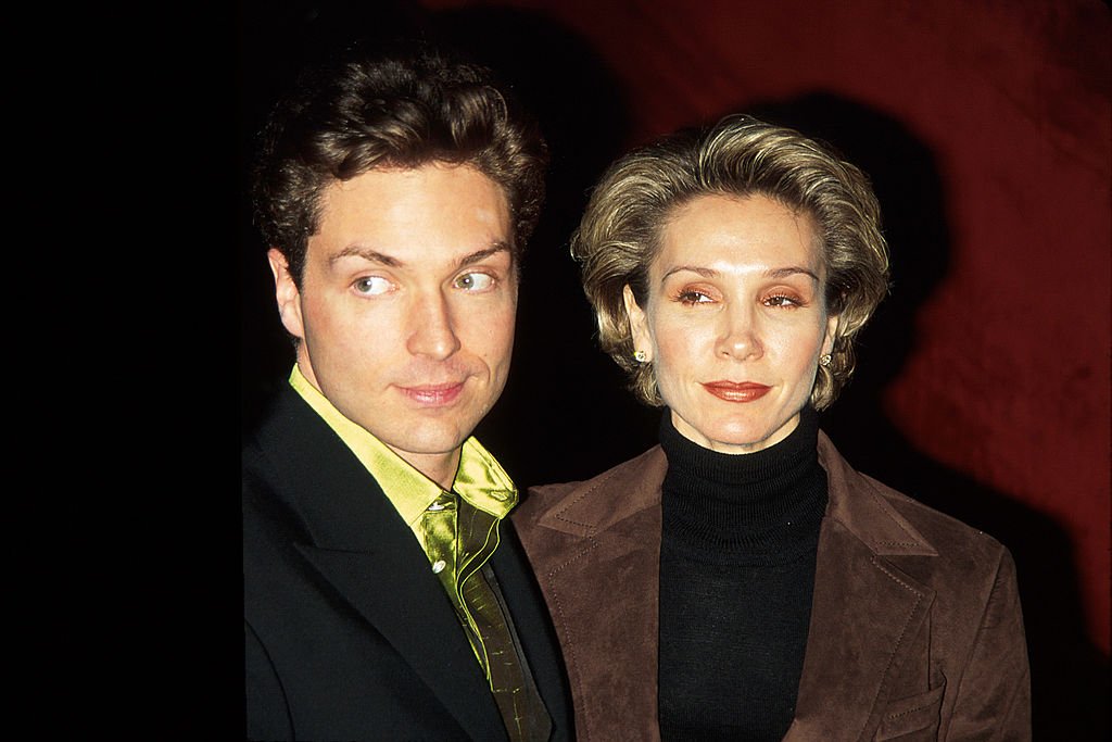 Musiker Richard Marx und seine Frau, die Schauspielerin Cynthia Rhodes | Quelle: Getty Images)