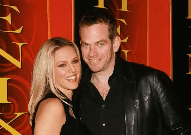 Garou : toutes les femmes de sa vie | Célébrités Toutes l'actualité / YouTube Garou : toutes les femmes de sa vie | Célébrités Toutes l'actualité / YouTube