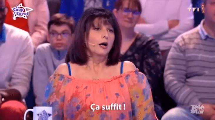 Une nouvelle participante de "12 coups de midi" sur le plateau. | Photo : téléstar/dailymotion Une nouvelle participante de "12 coups de midi" sur le plateau. | Photo : téléstar/dailymotion