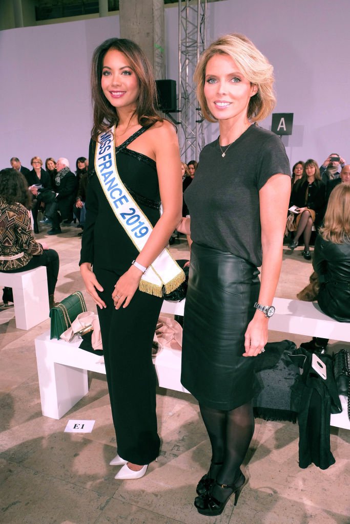 Miss France 2019 et Sylvie Tellier au défilé de la Fashion Week de Paris | Source | Getty Images Europe