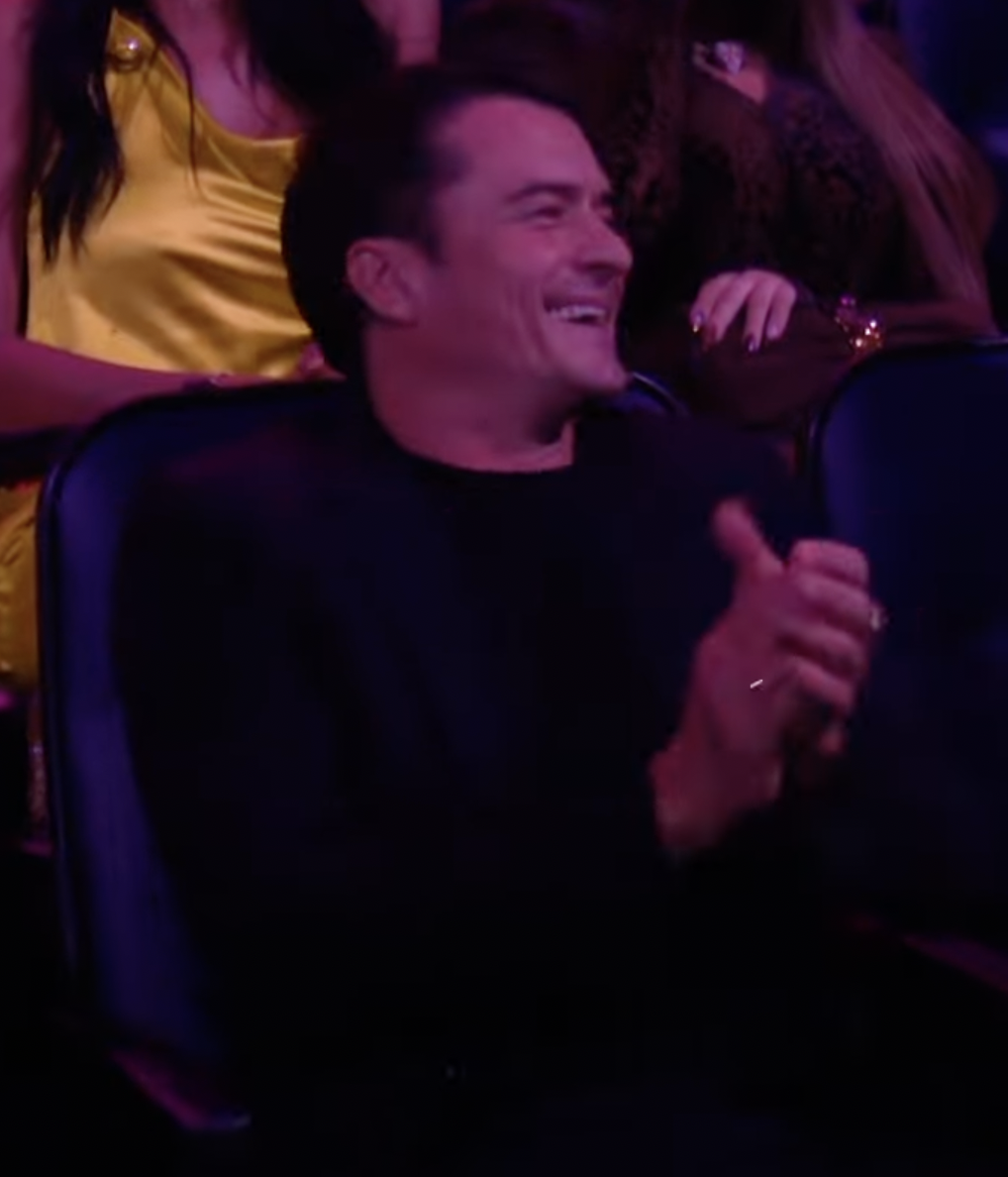 Orlando Bloom reacts to Katy Perrys performance at the 2024 MTV Video Music Awards | Source: YouTube/MTV