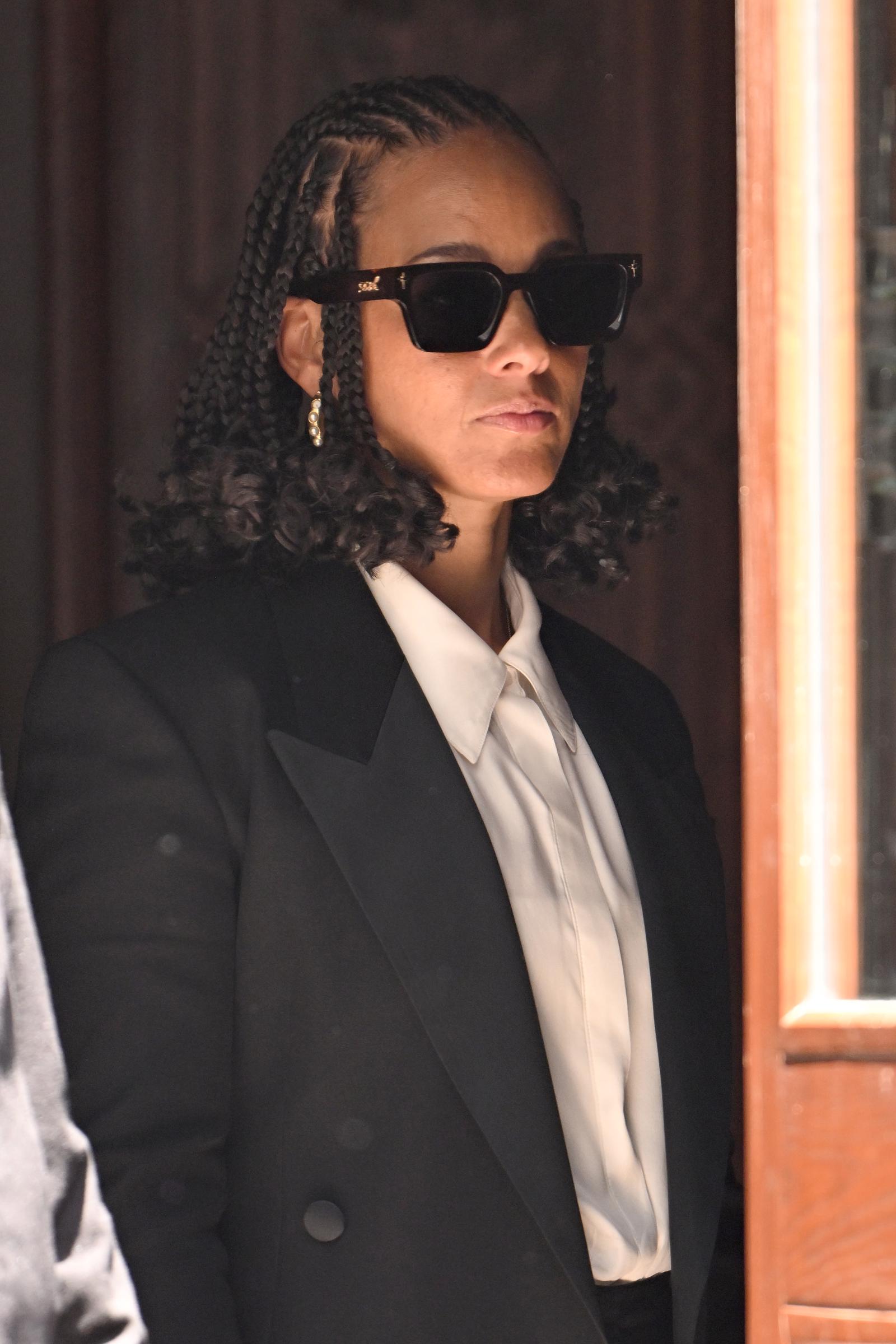 Alicia Keys became one of Clive Davis' biggest success stories after signing with his J Records label in 2000. Her debut album, "Songs in A Minor," earned five Grammy Awards and launched a career that has spanned more than two decades. | Source: Getty Images