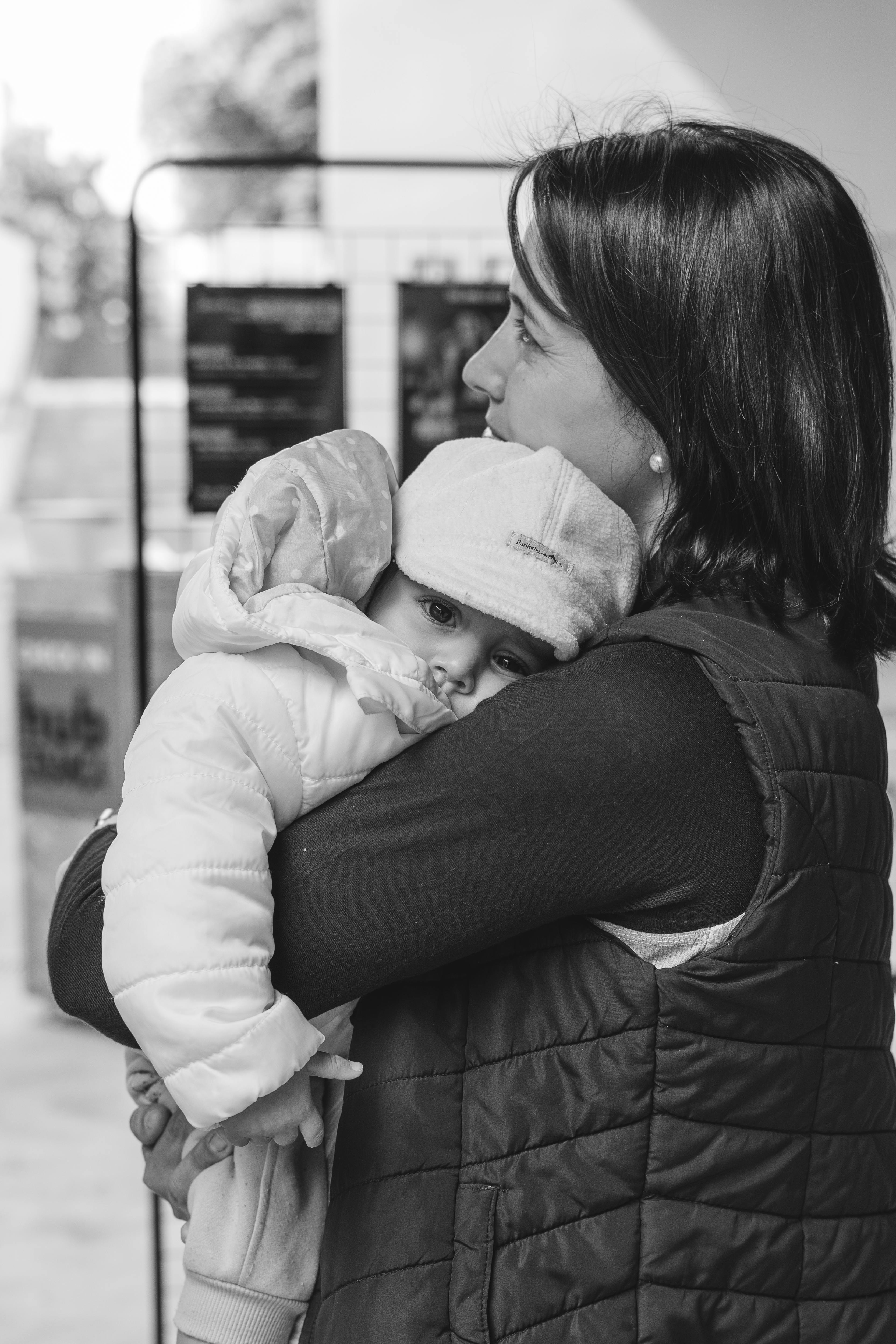 A woman with her child | Source: Pexels
