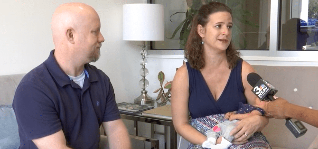 Henry et Kristina Bower parlent à WSAV3 de l'anniversaire spécial de leur fille. | Source: YouTube / WSAV3