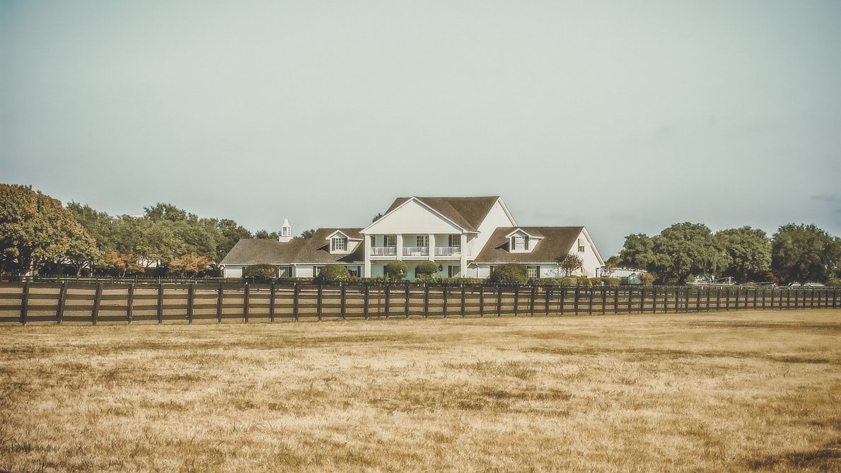 The ranch house | Source: Unsplash