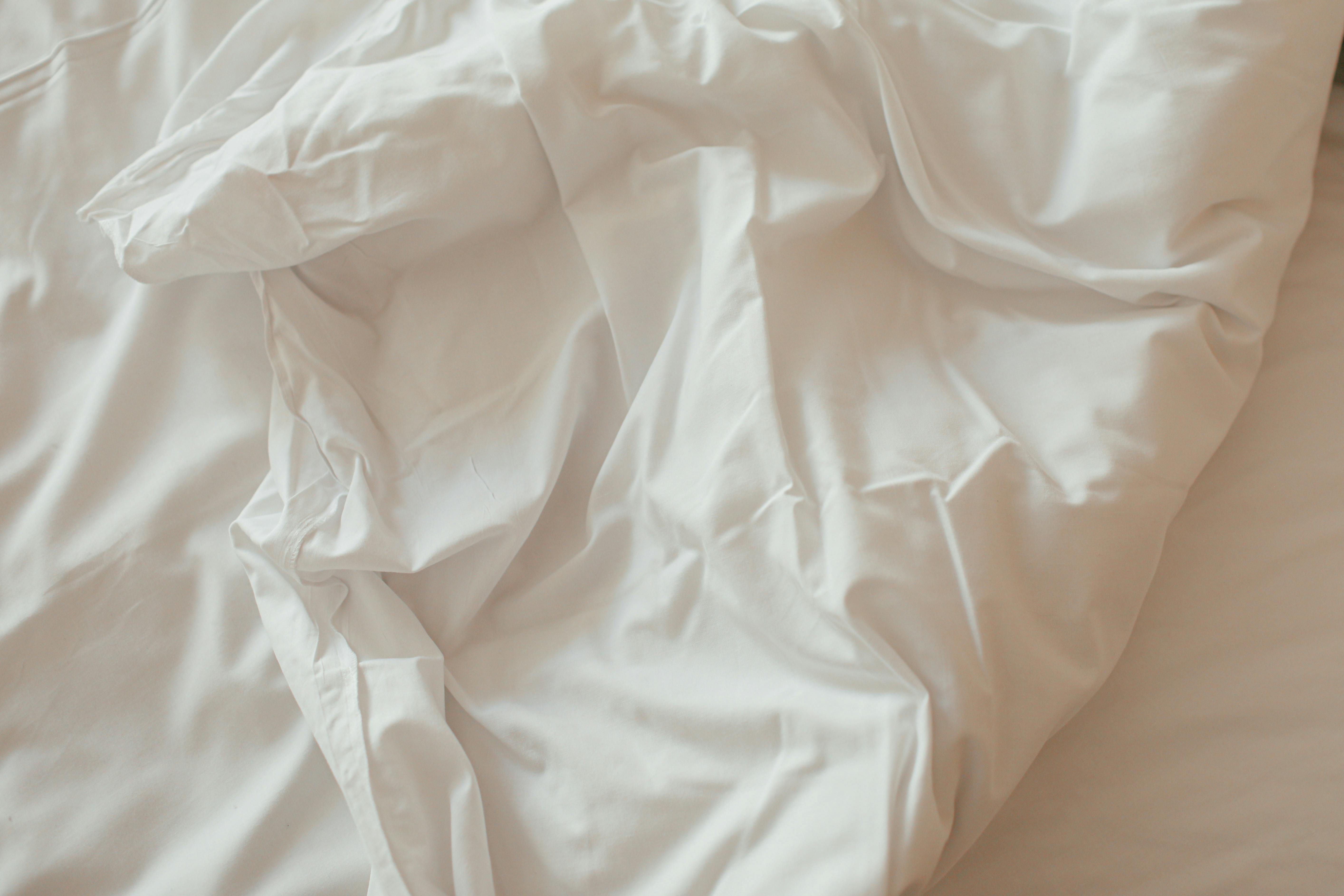Crisp white sheets | Source: Pexels