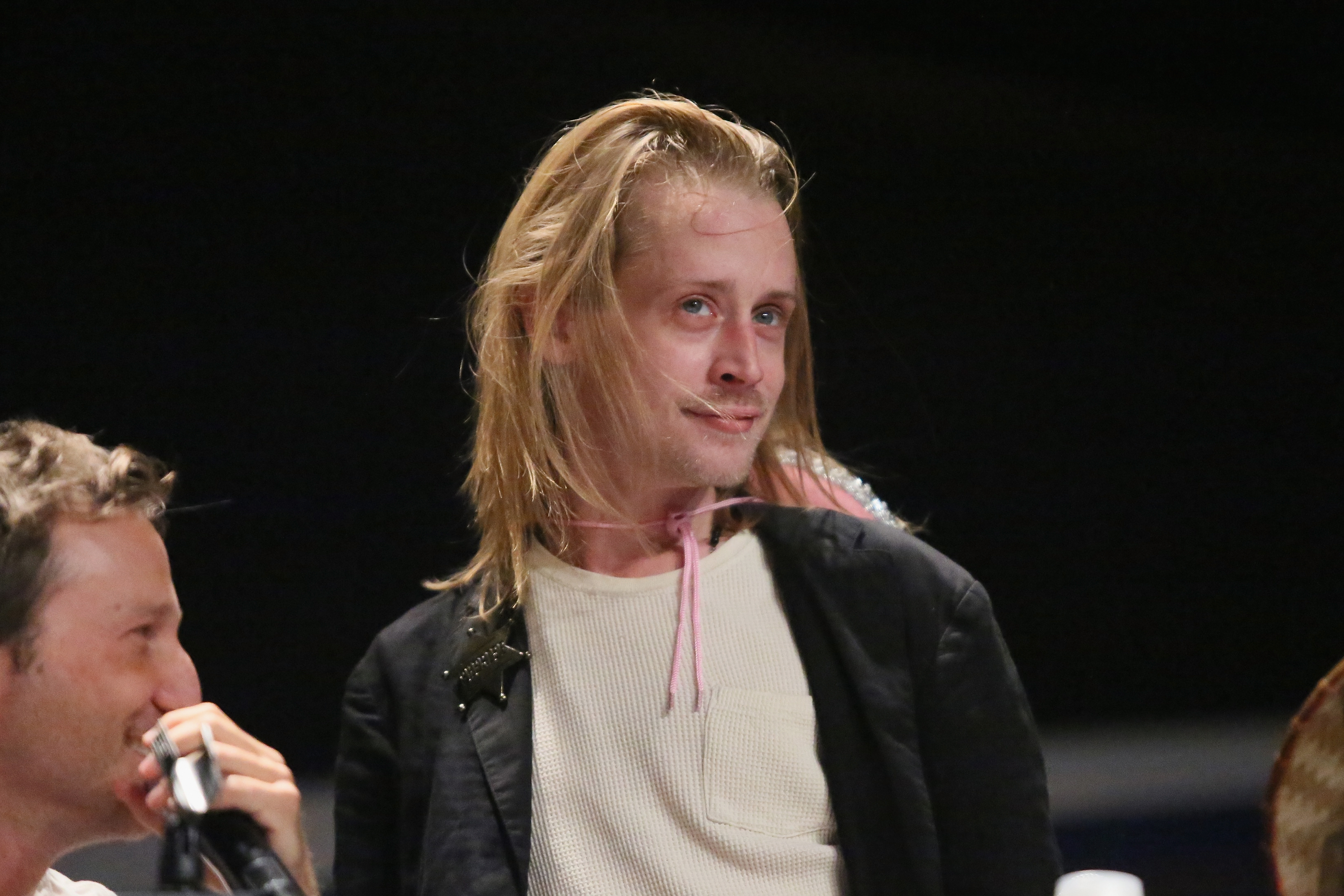 Macaulay Culkin at The Adult Swim RobotChicken Panel at New York Comic Con on October 10, 2014, in New York City | Source: Getty Images