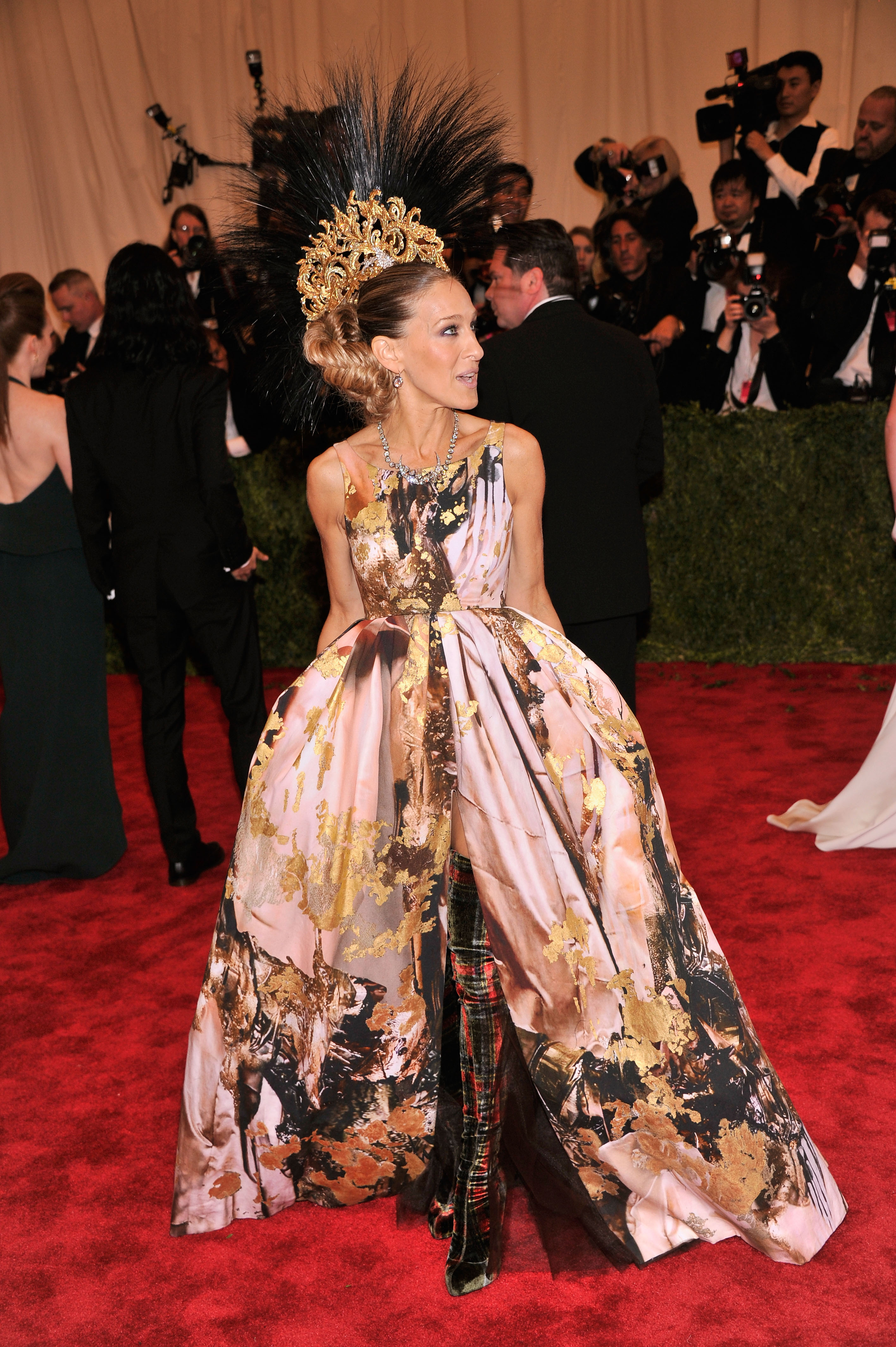 Sarah Jessica Parker attends the Met Gala with the theme, "PUNK: Chaos to Couture," at the Metropolitan Museum of Art on May 6, 2013, in New York City. | Source: Getty Images