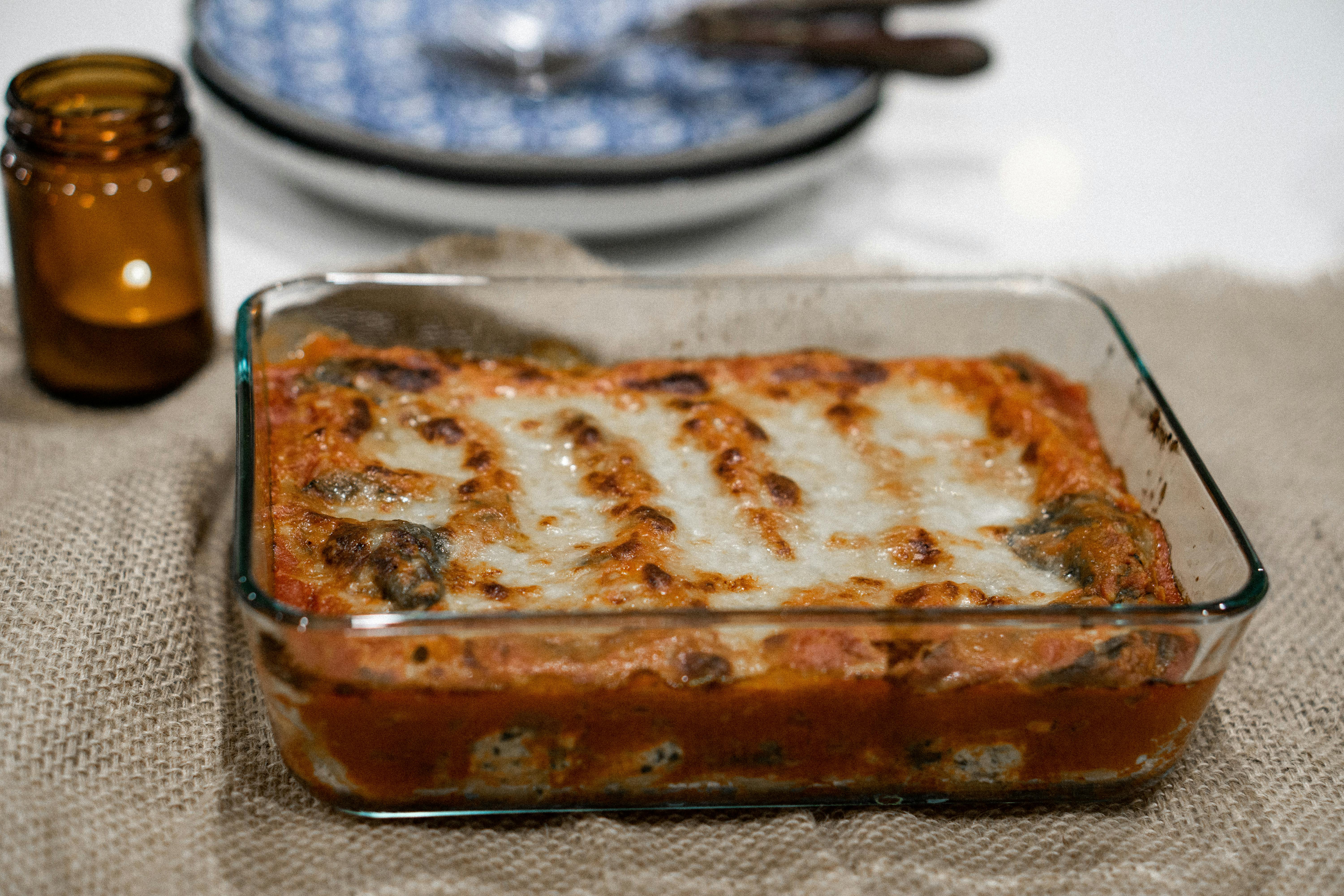 Baked lasagna on a glass tray | Source: Pexels