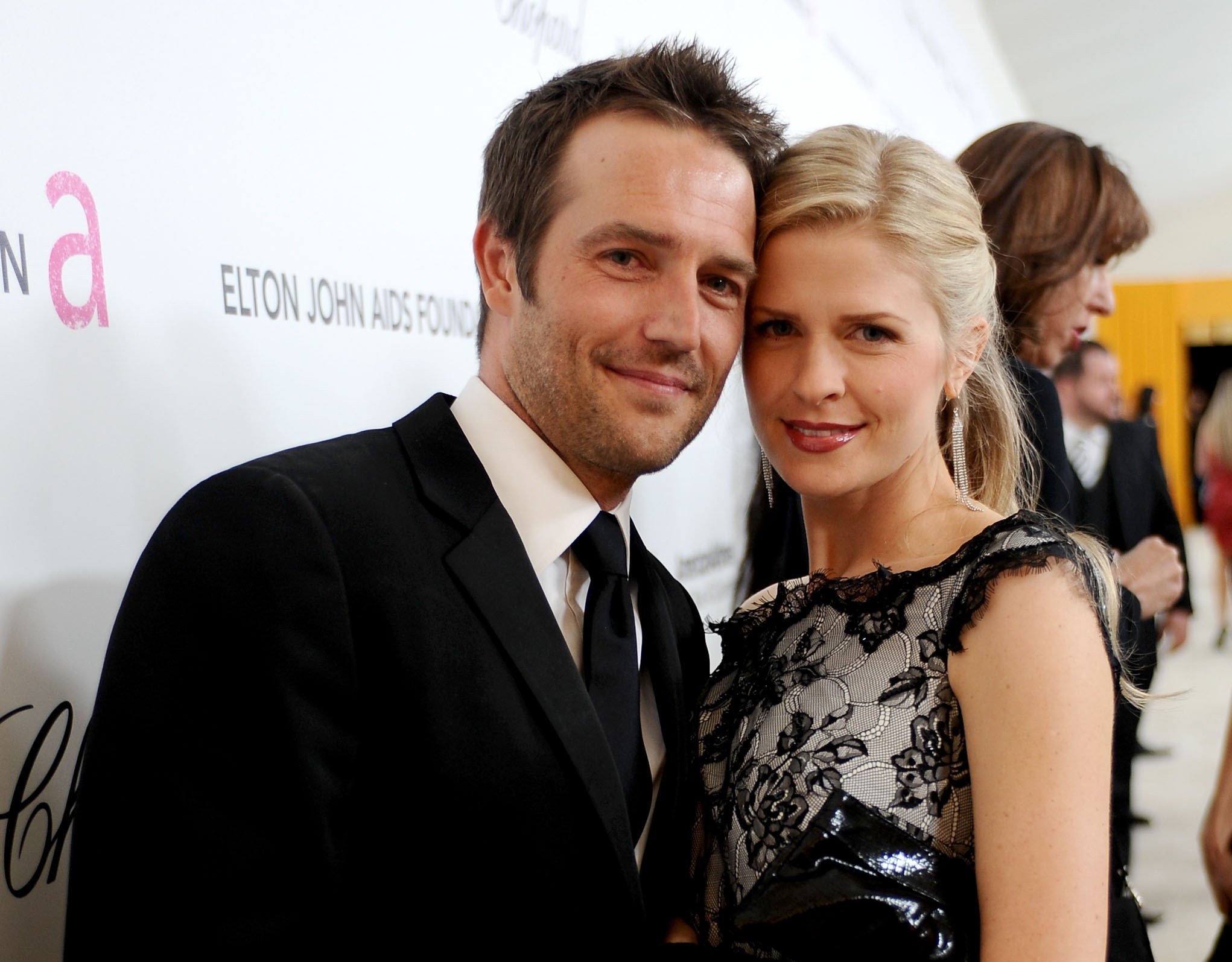 Michael Vartan and Lauren Skaar at the 19th Annual Elton John AIDS Foundation Academy Awards Viewing Party in 2011, in West Hollywood. | Source: Getty Images