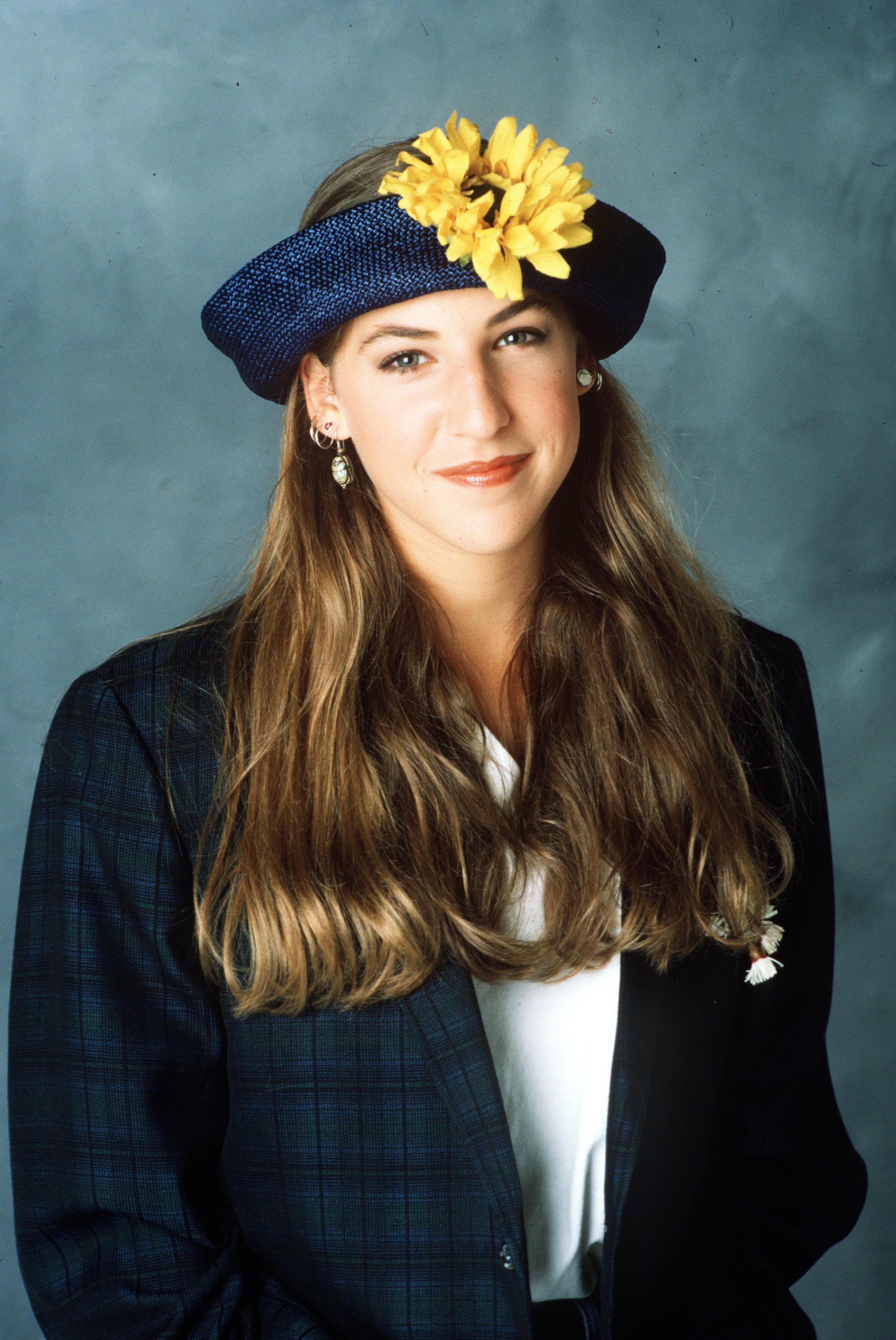 Mayim Bialik photographed for the TV shoe Blossom in 1992. | Source: Getty Images