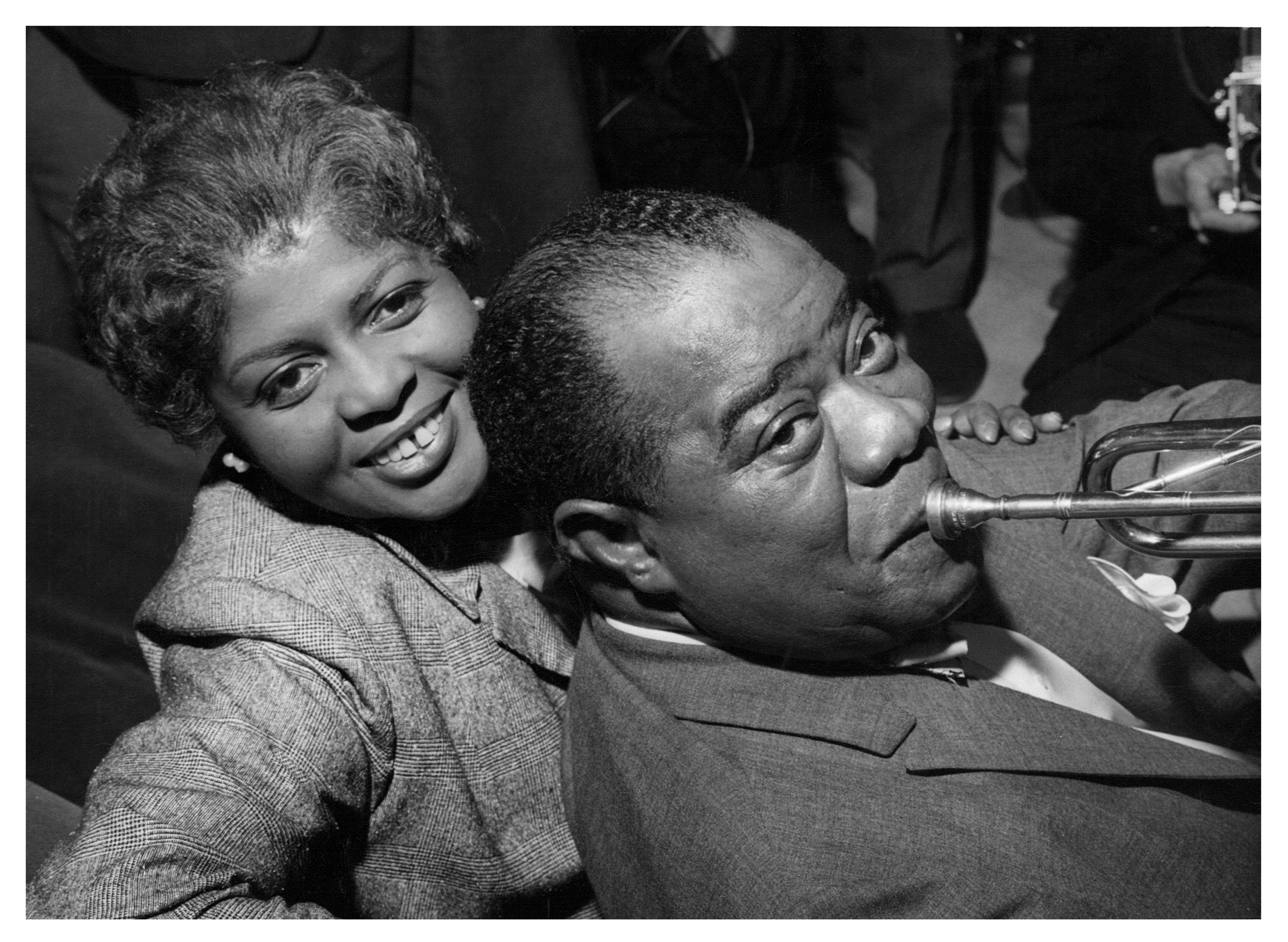 Publicity still portrait of American jazz musician Louis Armstrong and his wife Lucille, 1960 | Photo: GettyImages