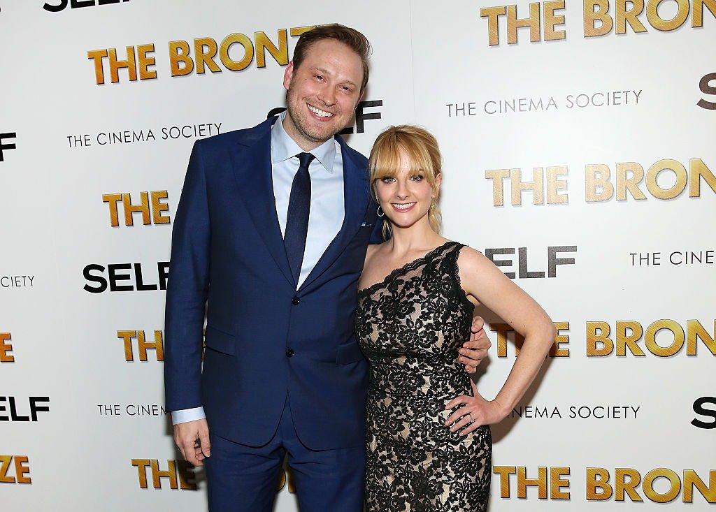 Winston Rauch and Melissa Rauch attend The Cinema Society & SELF host a screening of Sony Pictures Classics' "The Bronze" at Metrograph on March 17, 2016 | Photo: Getty Images