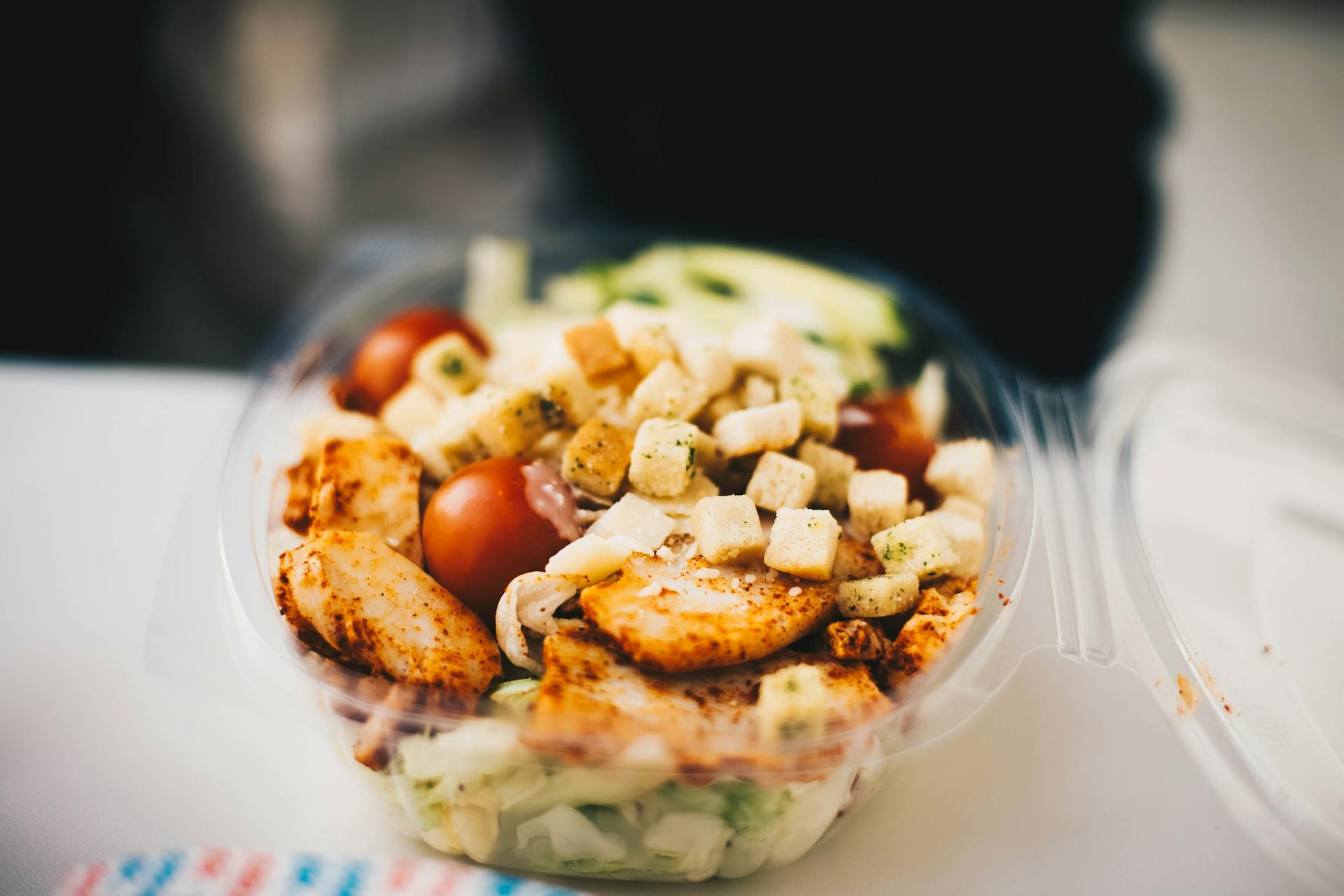 A container of food | Source: Pexels