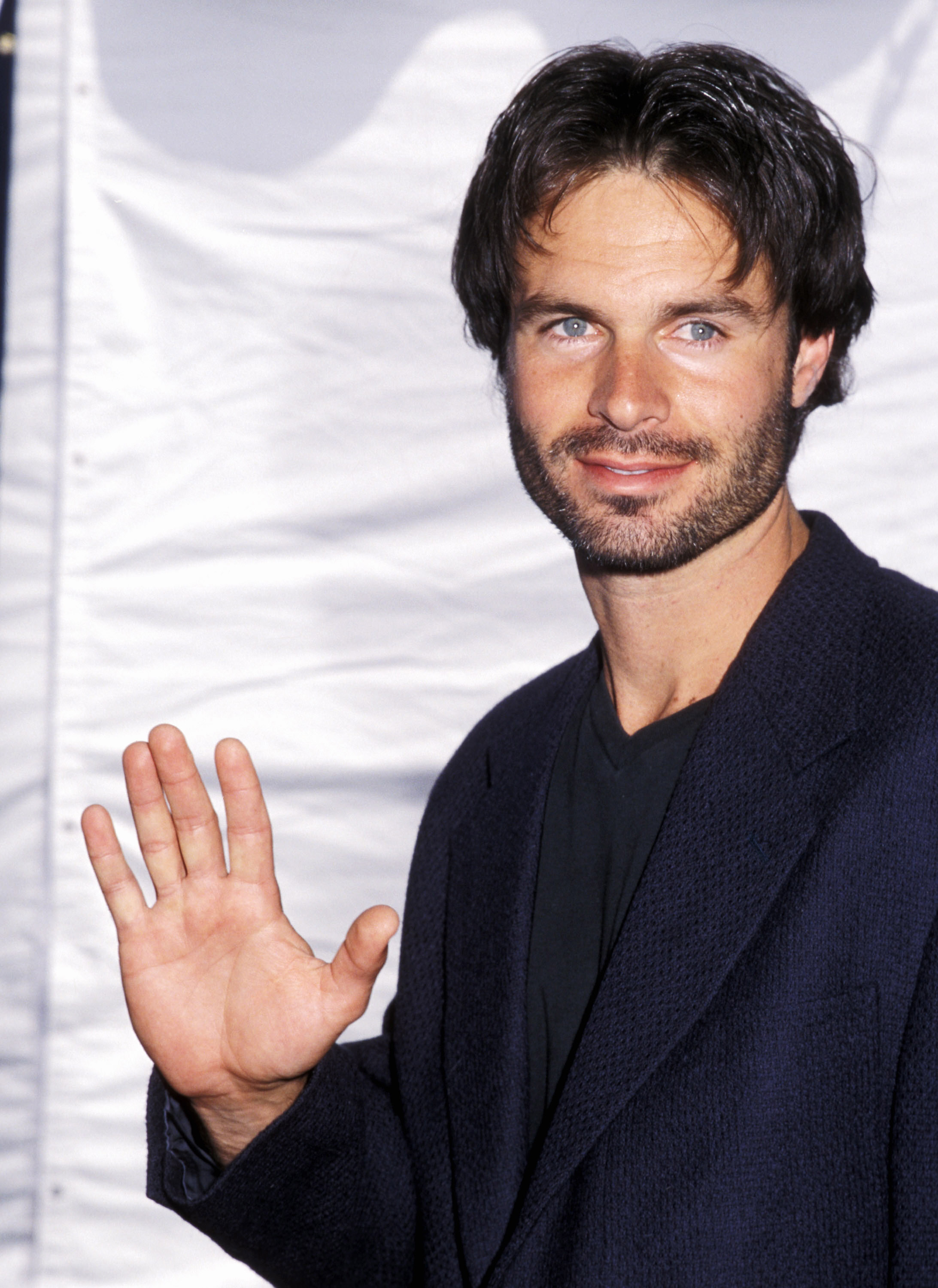 Patrick Muldoon attends the 15th Annual IFP/West Independent Spirit Awards at Santa Monica Beach on March 25, 2000, in Santa Monica, California | Source: Getty Images