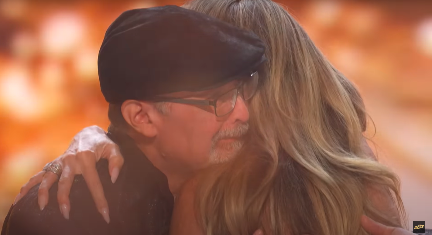 Heidi Klum and Richard Goodall sharing a hug, posted on September 25, 2024 | Source: YouTube/Americas Got Talent