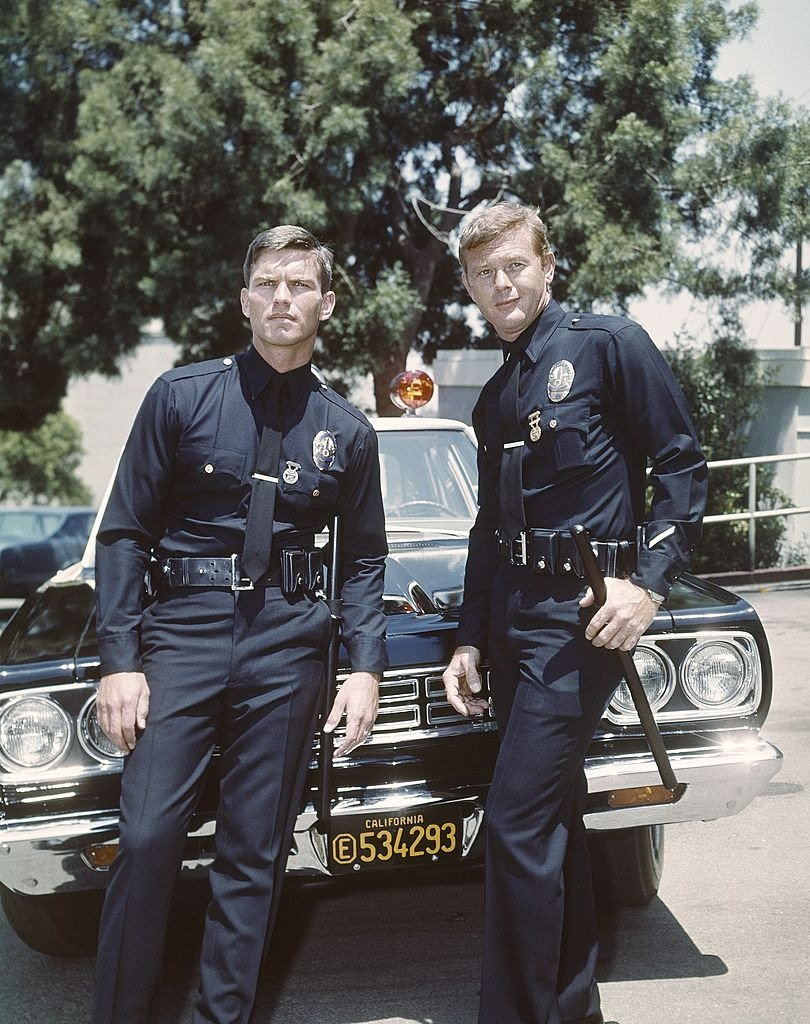 Actor Kent McCord as Officer James A. Reed and Actor Martin Milner as Officer Peter J Malloy. | Source: Getty Images