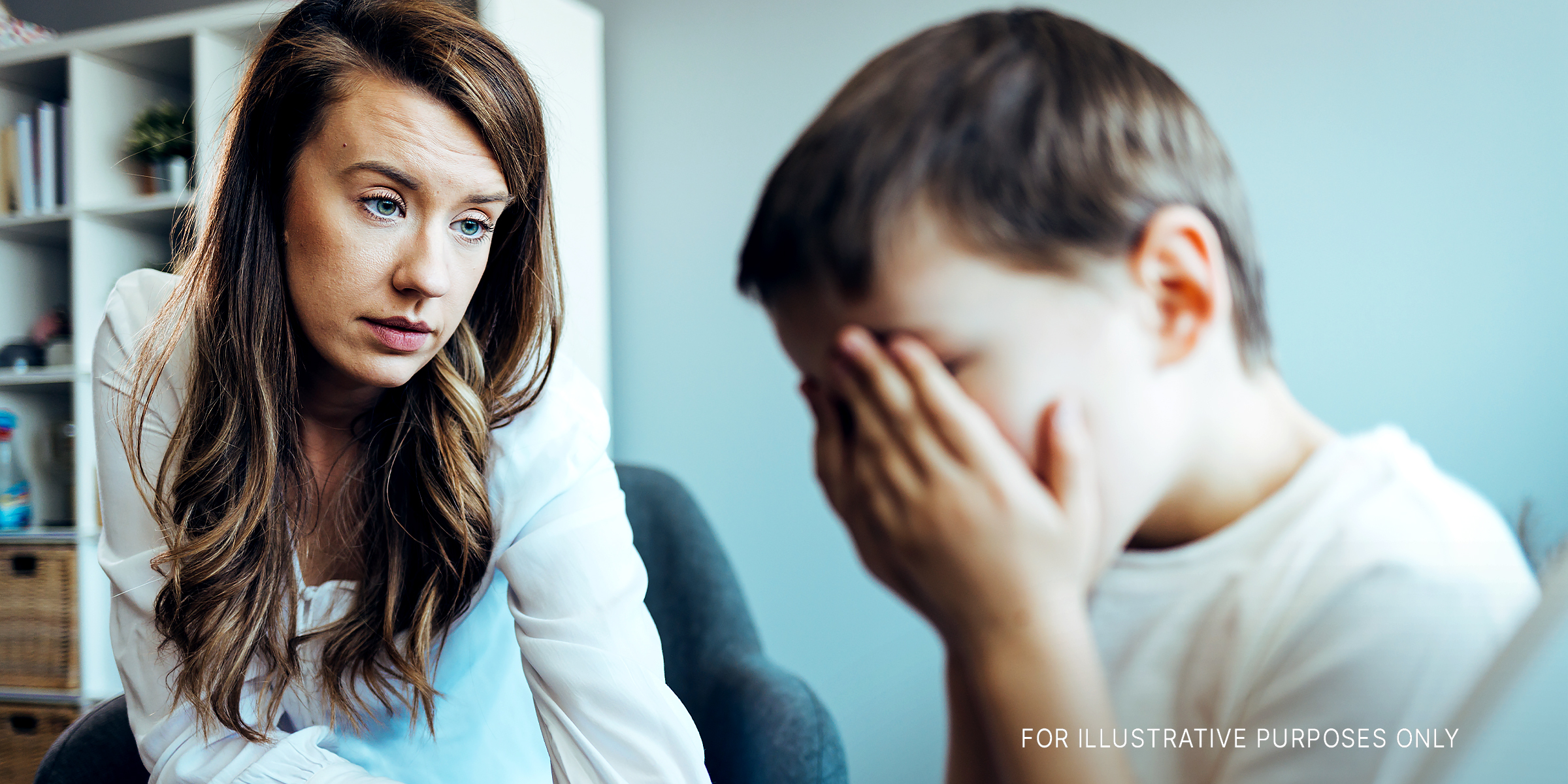 Mom confronting her son | Source: Shutterstock