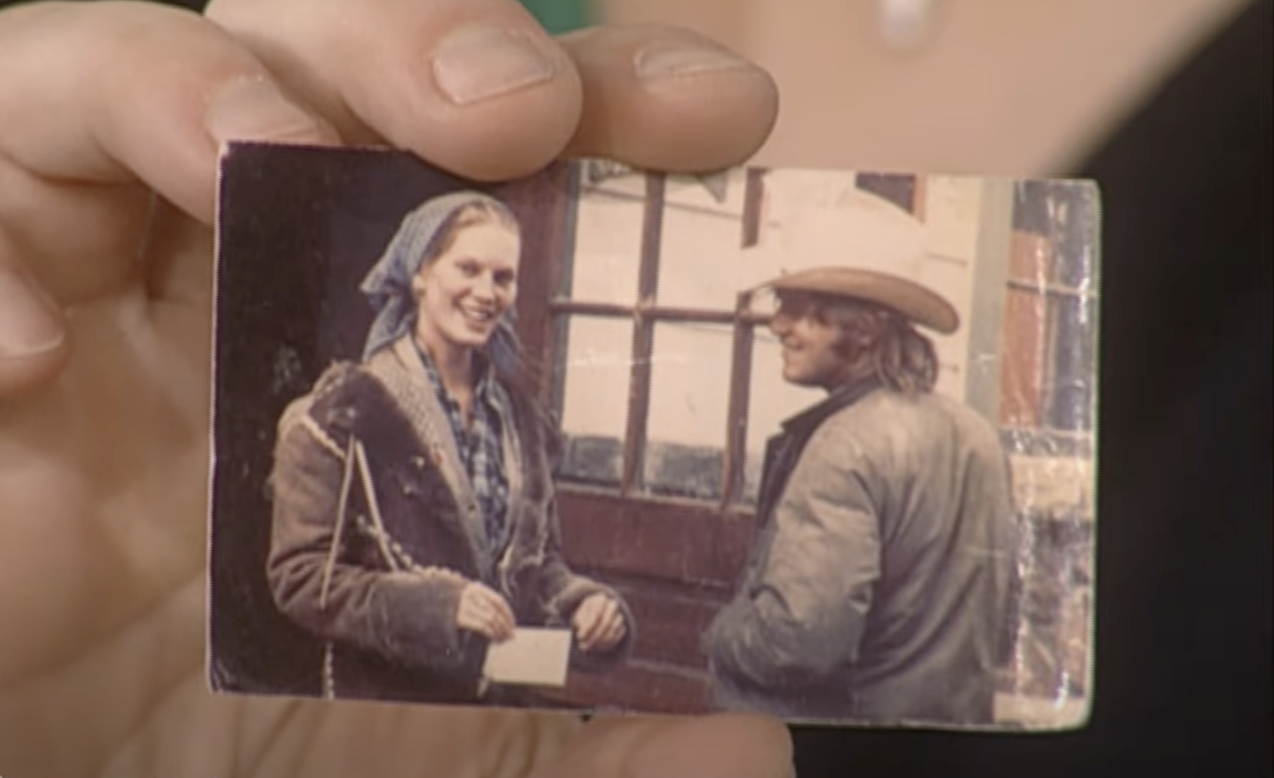 A picture of Susan and Jeff Bridges when they first met in Paradise Valley, Montana, around 1975 | Source: YouTube/TheEllenShow