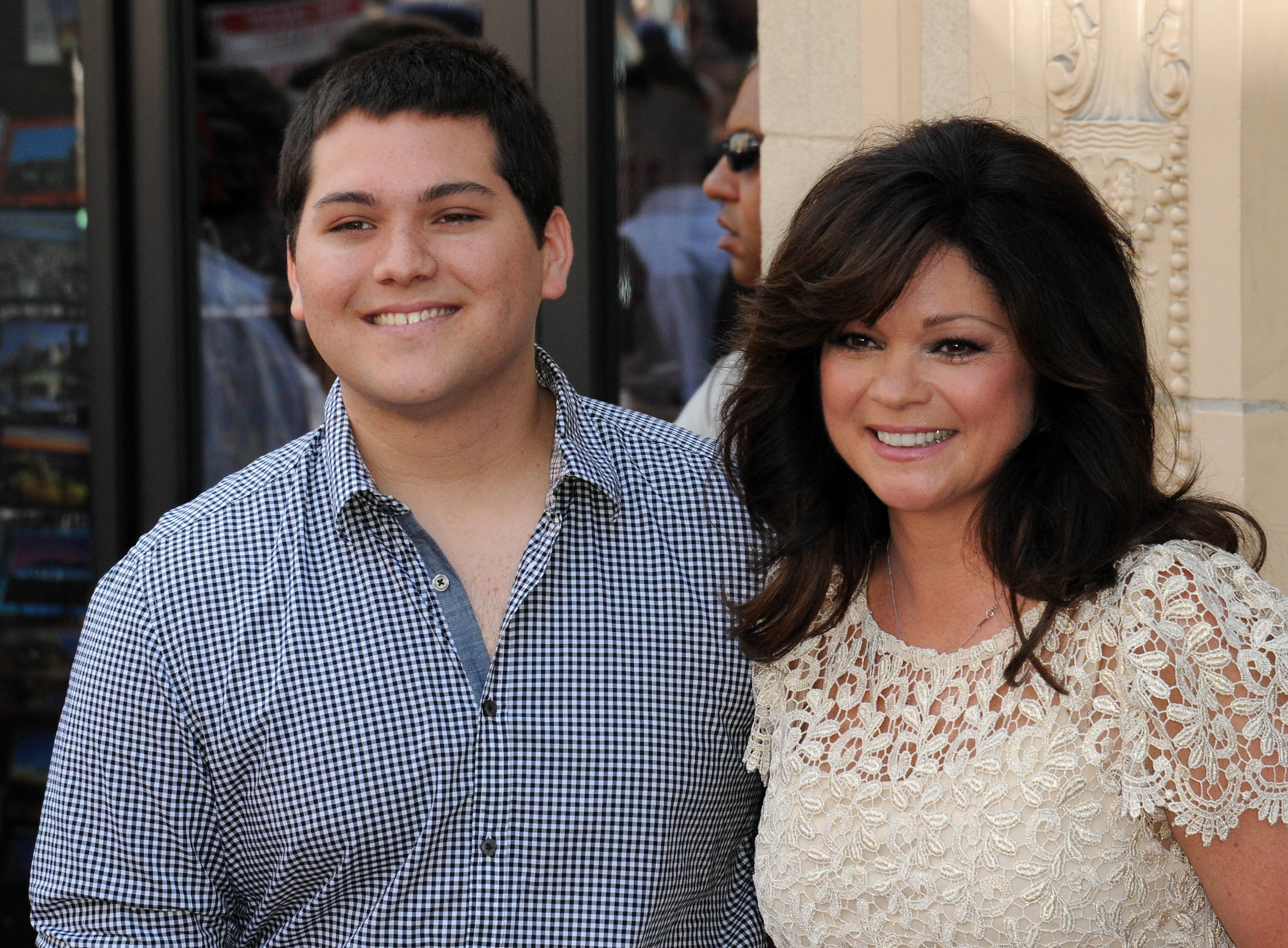 Wolfgang Van Halen and Valerie Bertinelli participate in the Hollywood Walk Of Fame Star ceremony on August 22, 2012 | Photo: Getty Images