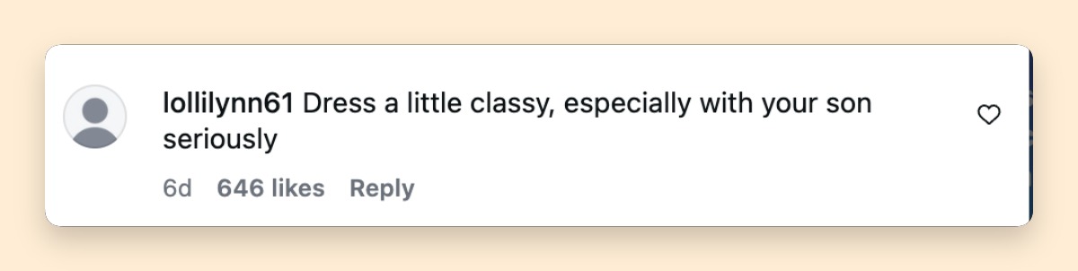 A netizen's comment about Heidi Klum's outfit at the LACMA dated April 16, 2026 | Source: Instagram/enews