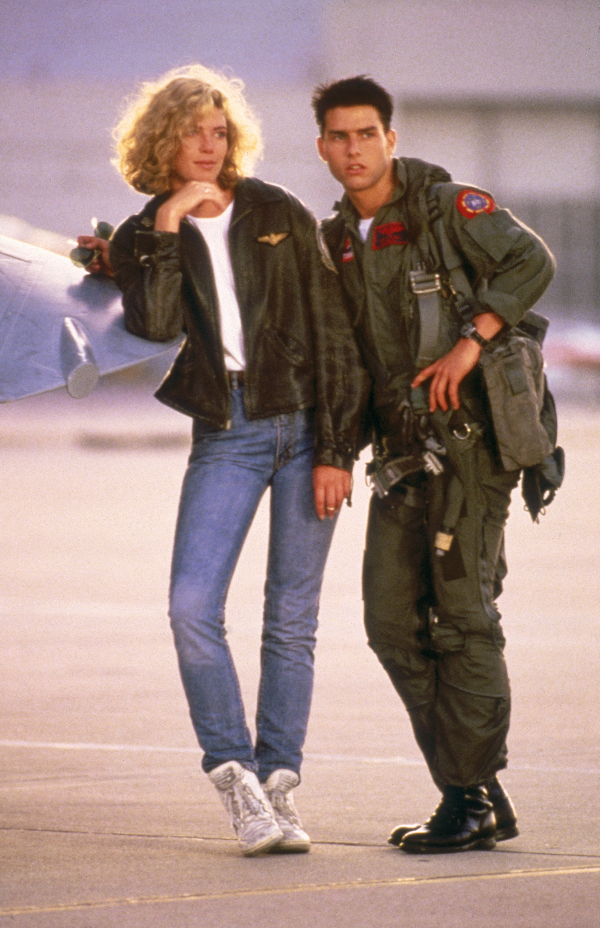 The actress and Tom Cruise on the set of "Top Gun," 1986 | Source: Getty Images