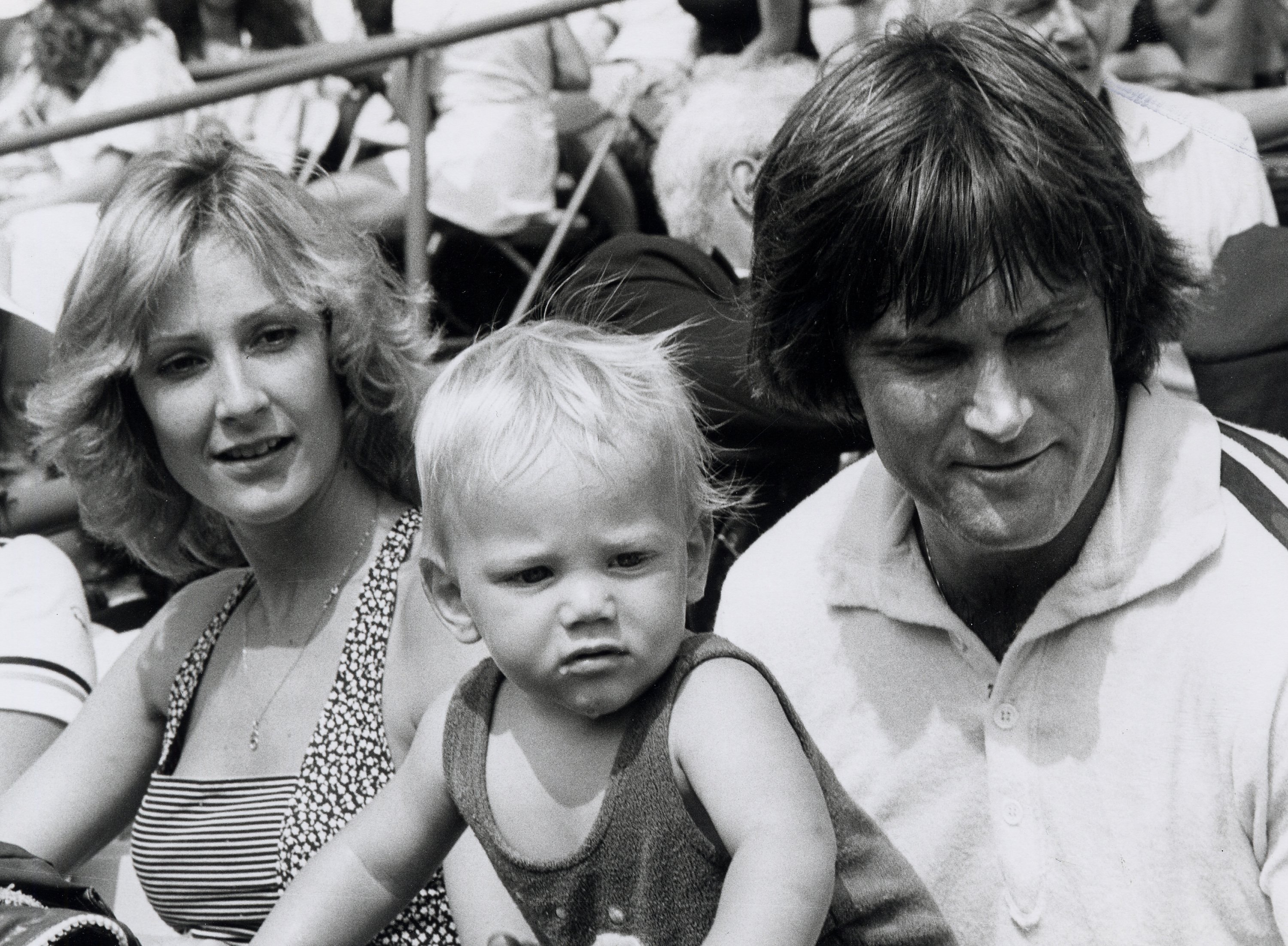 Chrystie Crownover, Burton Jenner, and Caitlyn Jenner at the 8th Annual RFK Pro Celebrity Tennis Tournament on August 25, 1979 | Source: Getty Images