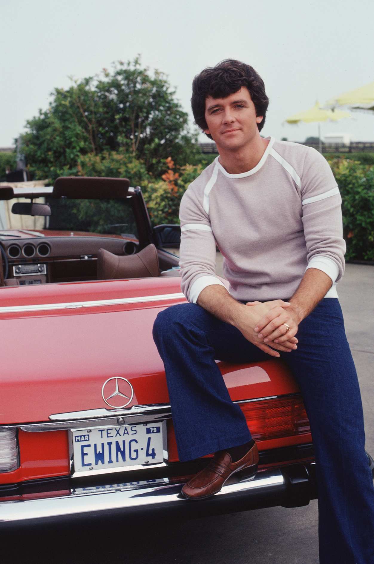Patrick Duffy, who plays Bobby Ewing, in a promotional still from "Dallas" in September 1978 | Source: Getty Images