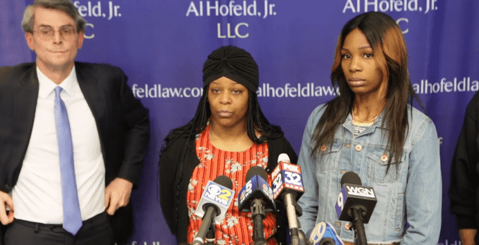 Kiqiana Jackson and Stephanie Bures speak at a press conference. | Source: Chicago Sun-Times