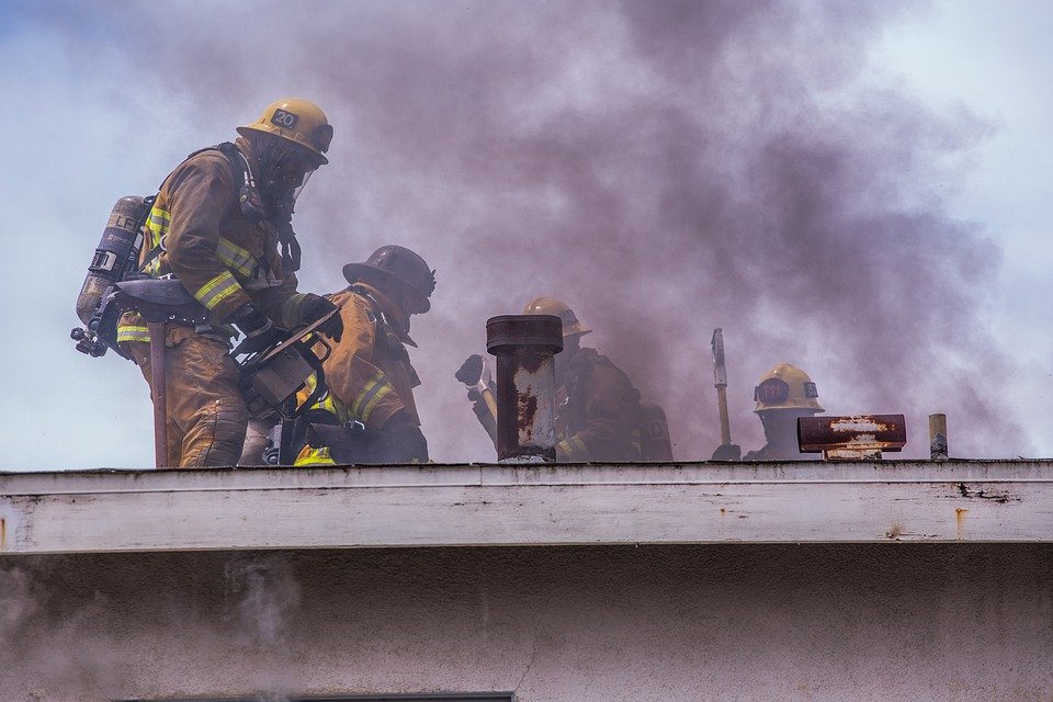 Fire responders on a clearing operation. | Photo: Pixabay