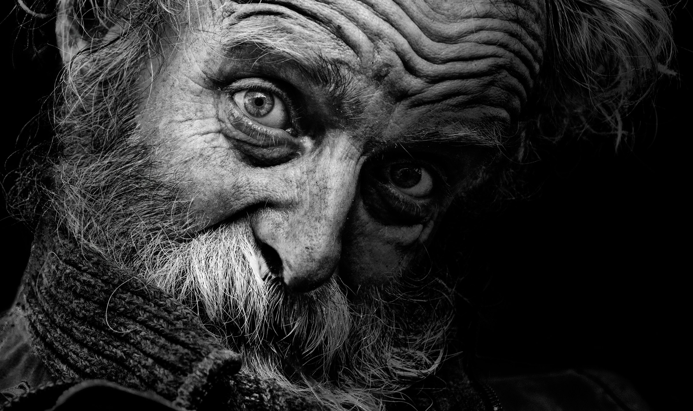 Old man with a beard | Source: Unsplash