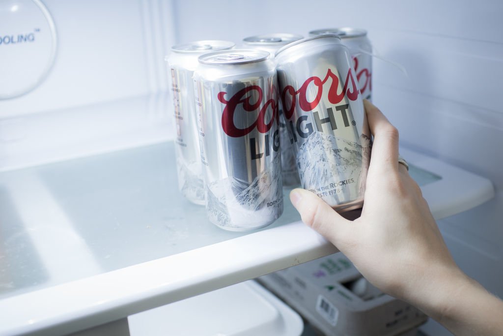 Cans of Molson Coors Brewing Co. Coors Light brand beer are arranged for a photograph in Madison, Connecticut, U.S., on Saturday, April 28, 2018. | Photo: Getty Images