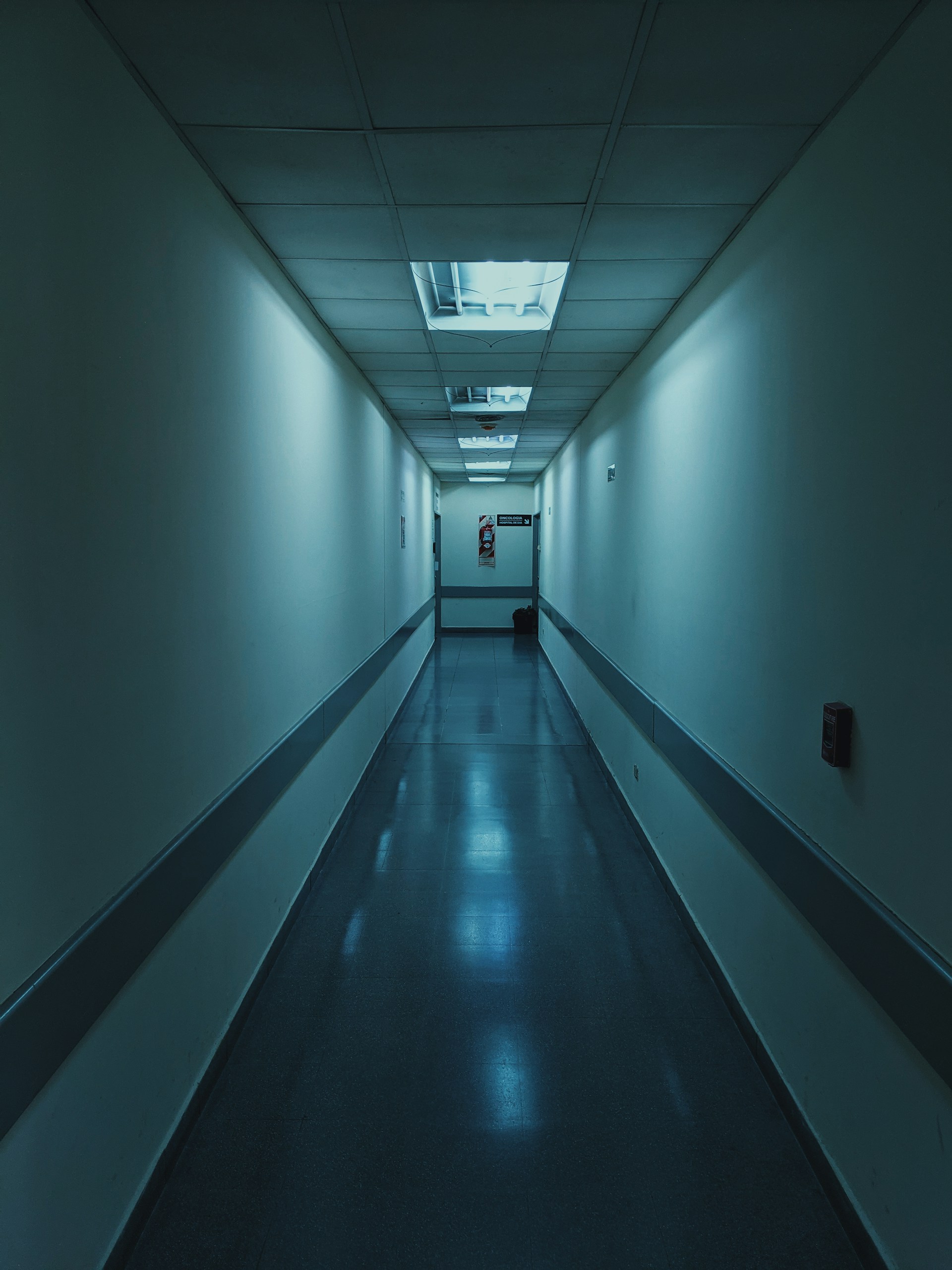 A hospital hallway | Source: Unsplash
