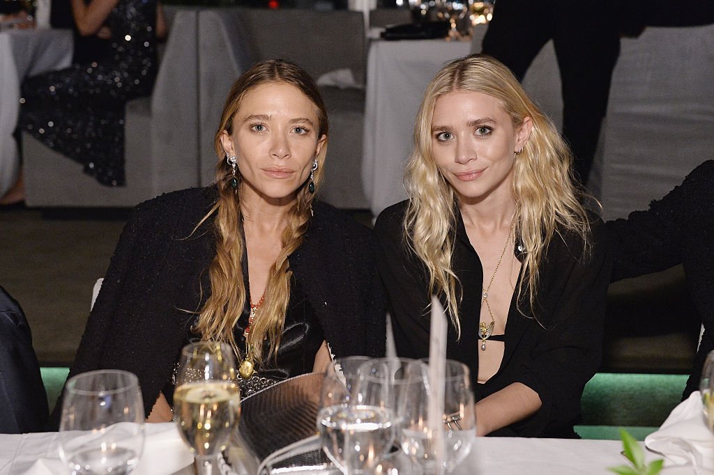 Actresses Mary Kate Olsen and Ashley Olsen attend the 2016 LACMA Art + Film Gala Honoring Robert Irwin and Kathryn Bigelow Presented By Gucci at LACMA on October 29, 2016 in Los Angeles, California | Source: Getty Images