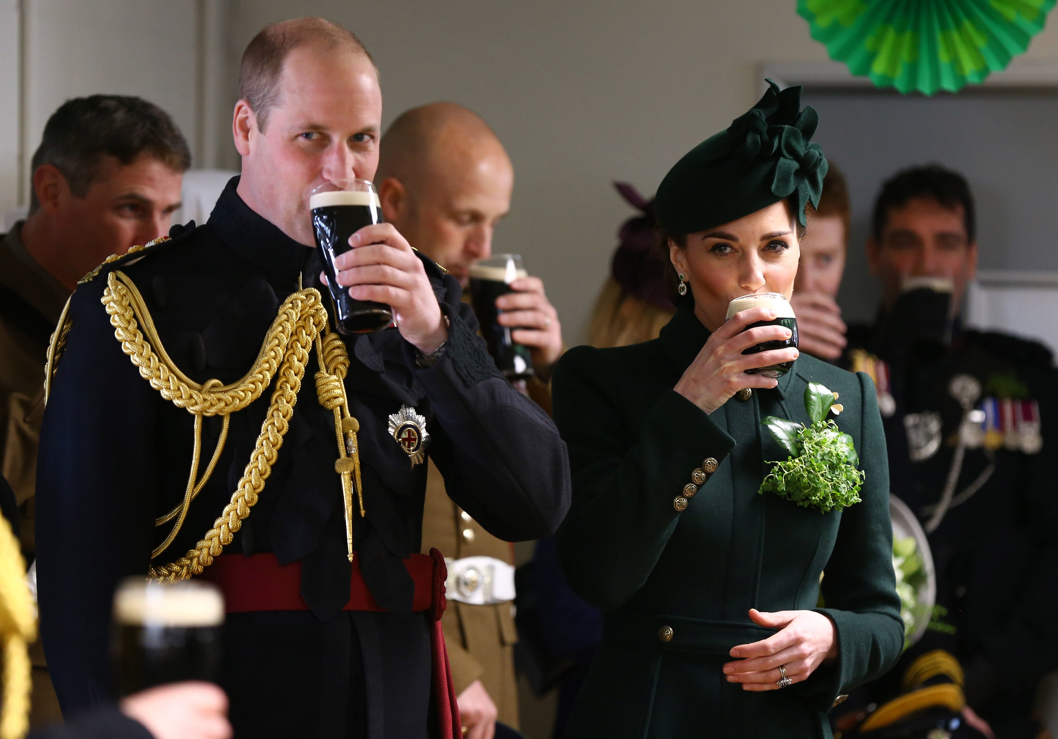Prince William and Kate Middleton meets with Irish Guards after attending the St Patrick's Day parade at Cavalry Barracks in Hounslow on March 17, 2019 | Photo: Getty Images