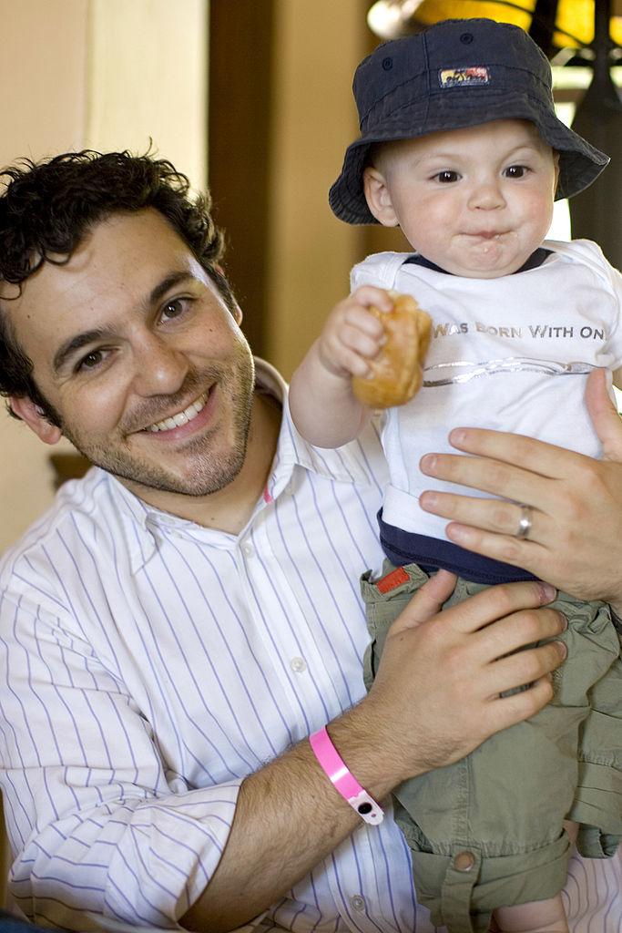 Fred Savage and his son | Photo: Getty Images