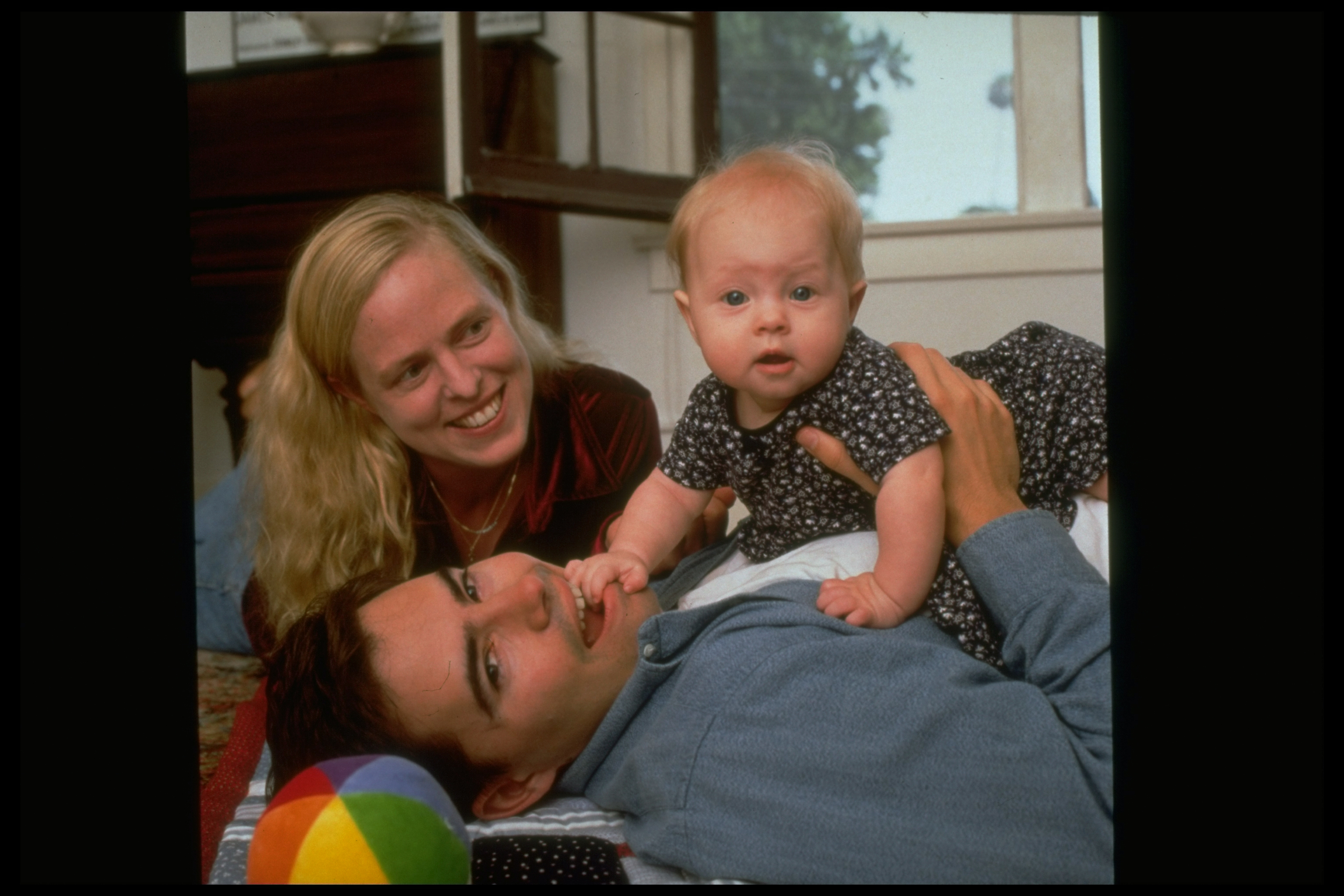 Sally Field didn't feel alone anymore after becoming a first-time mom. | Source: Getty Images