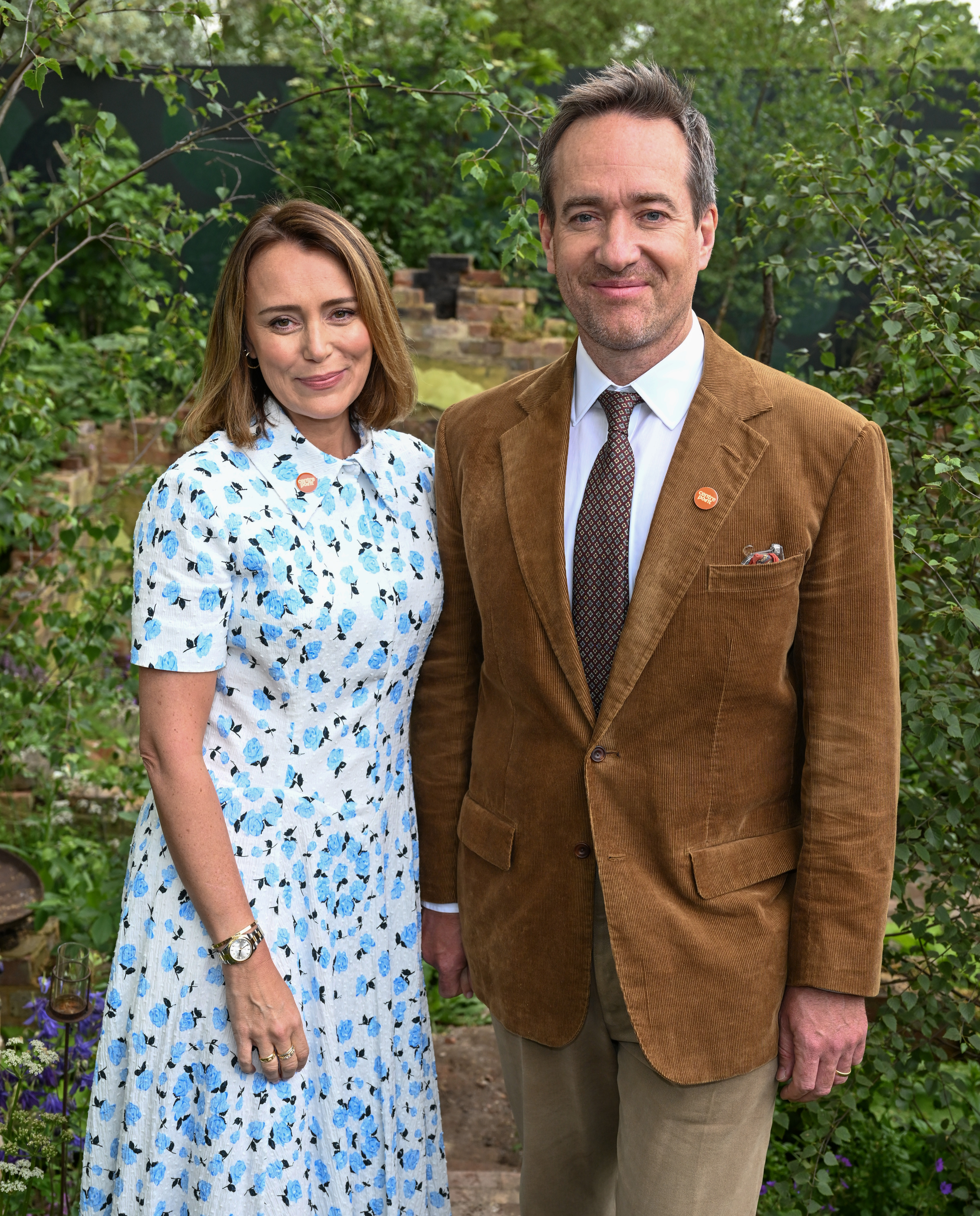 Keeley Hawes and Matthew Macfayden pose at the 2023 Chelsea Flower Show at Royal Hospital Chelsea on May 22, 2023, in London, England | Source: Getty Images