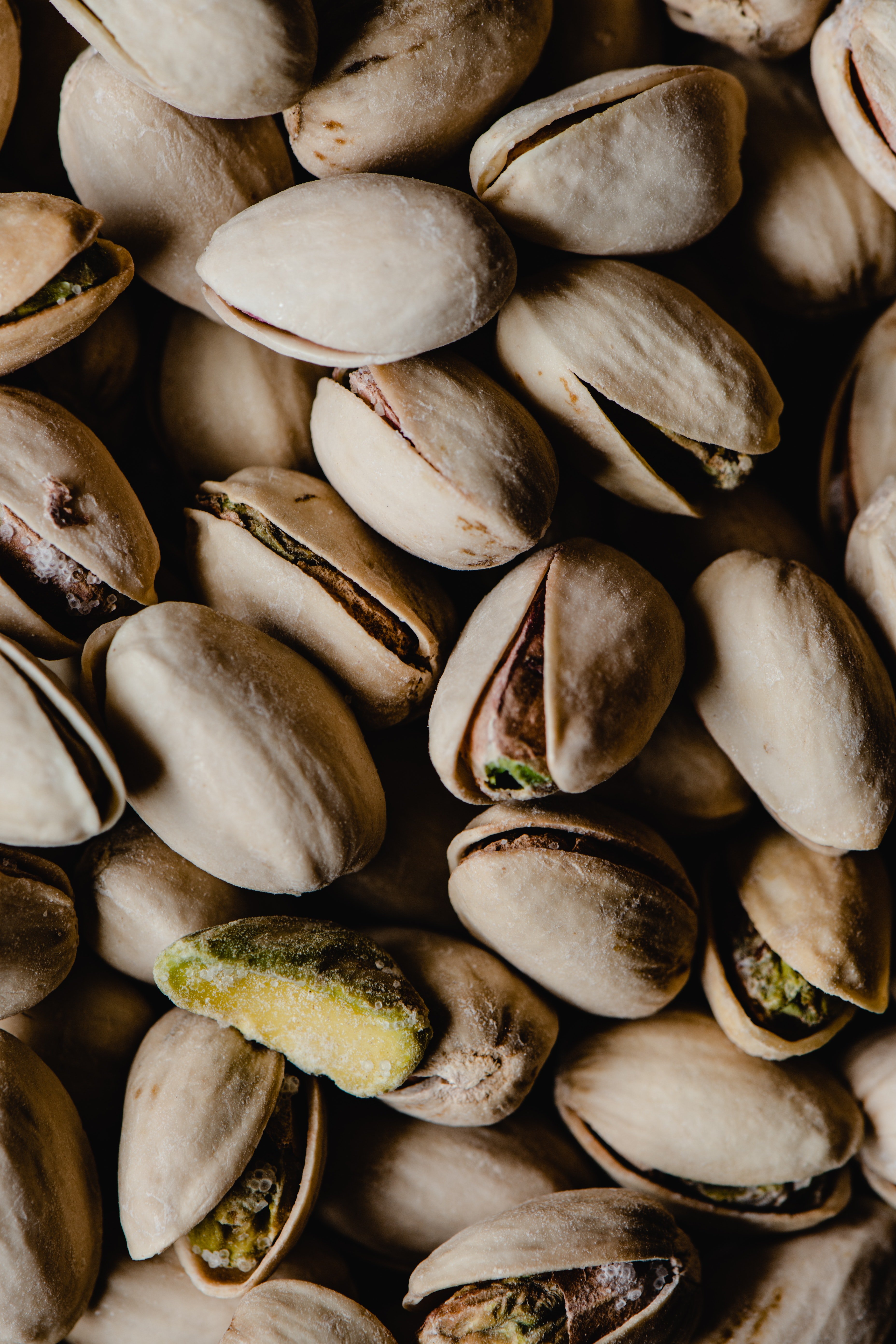 Pictured - A photograph of brown Pistachios | Source: Pexels 