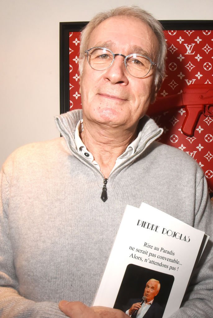 L'acteur Bernard Le Coq assiste à l'Art Cocktail et à la signature de livre organisé par Artour Concept à la Villa Foch le 18 février 2020 à Paris. | Photo : Getty Images