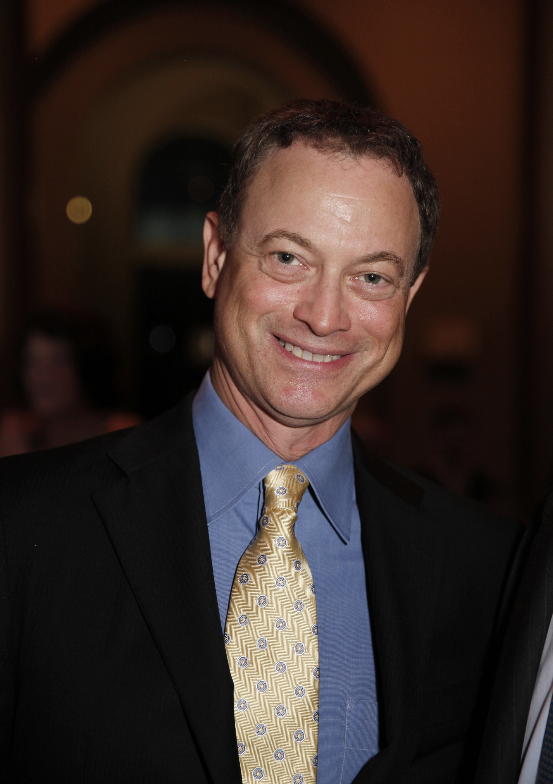 Gary Sinise tham dự Gala Giải thưởng Lãnh đạo và Giáo dục Quốc gia của Tổ chức Sons Of Italy thường niên lần thứ 25 tại Bảo tàng Tòa nhà Quốc gia ở Washington, DC, vào ngày 23 tháng 5 năm 2013. | Nguồn: Getty Images